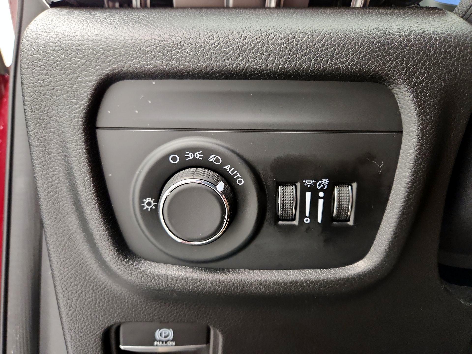 Thumbnail: 2024 Jeep Grand Cherokee - 13