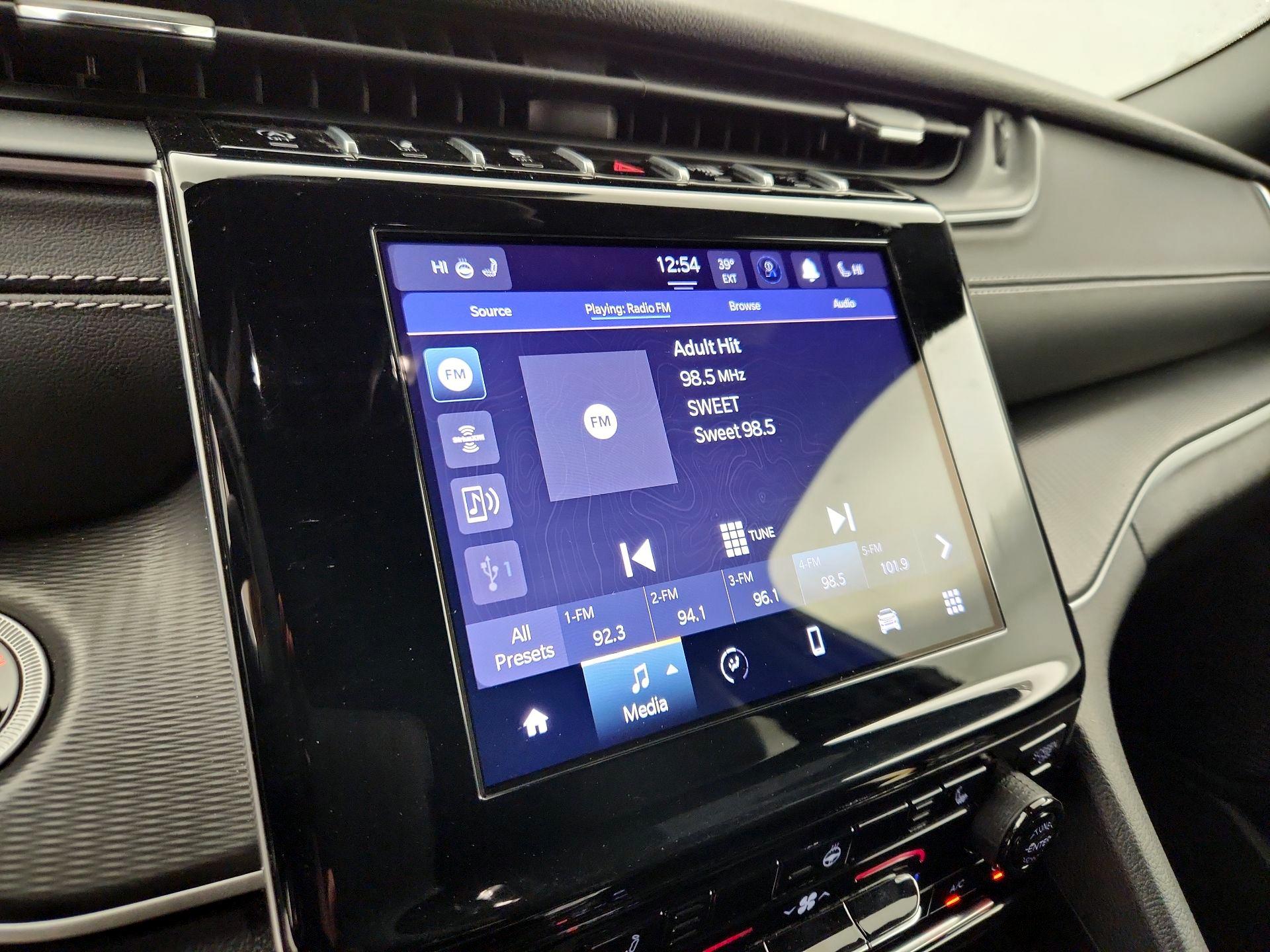 Thumbnail: 2024 Jeep Grand Cherokee - 15