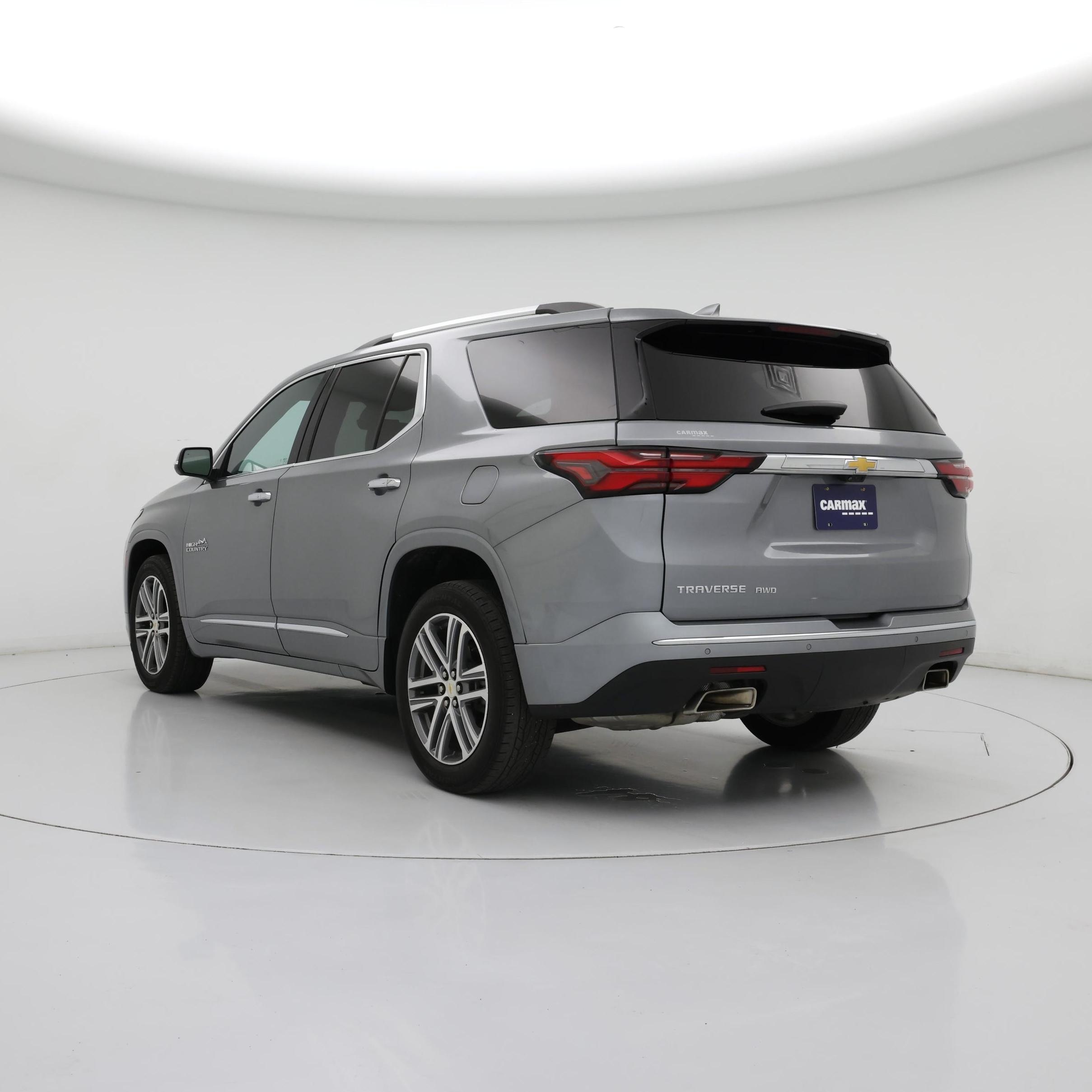 Thumbnail: 2023 Chevrolet Traverse - 2