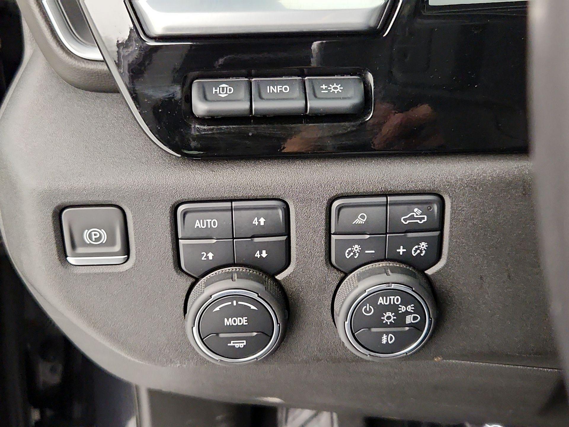 Thumbnail: 2022 Chevrolet Silverado 1500 - 13