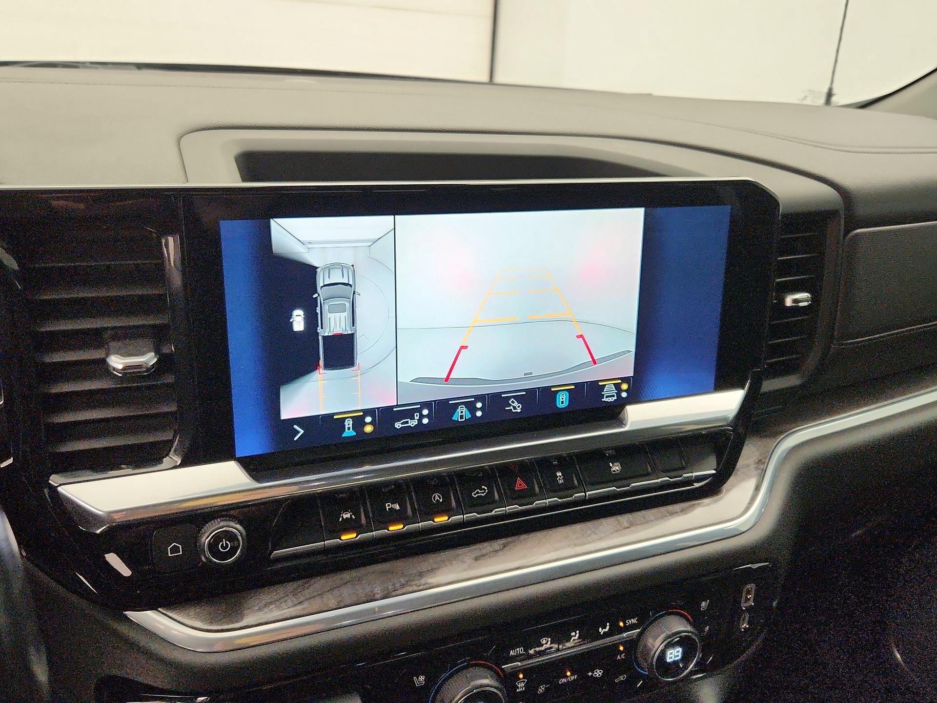 Thumbnail: 2022 Chevrolet Silverado 1500 - 15