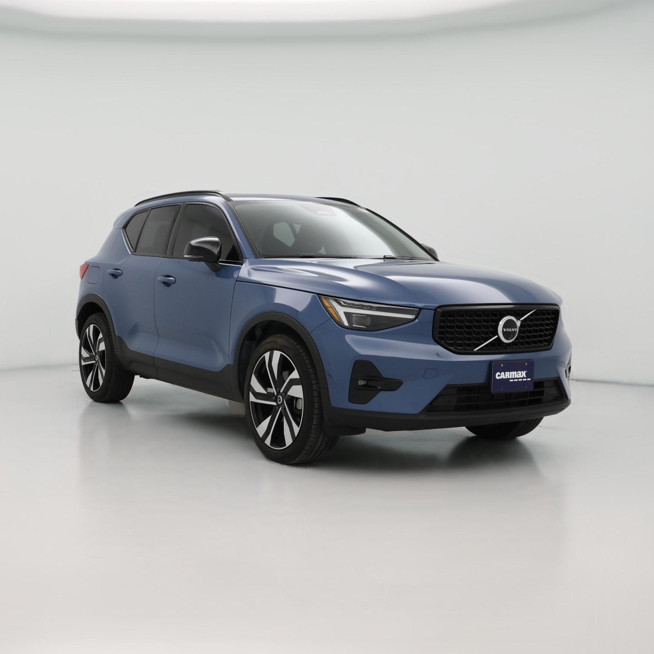 Thumbnail: 2024 Volvo XC40 - 1