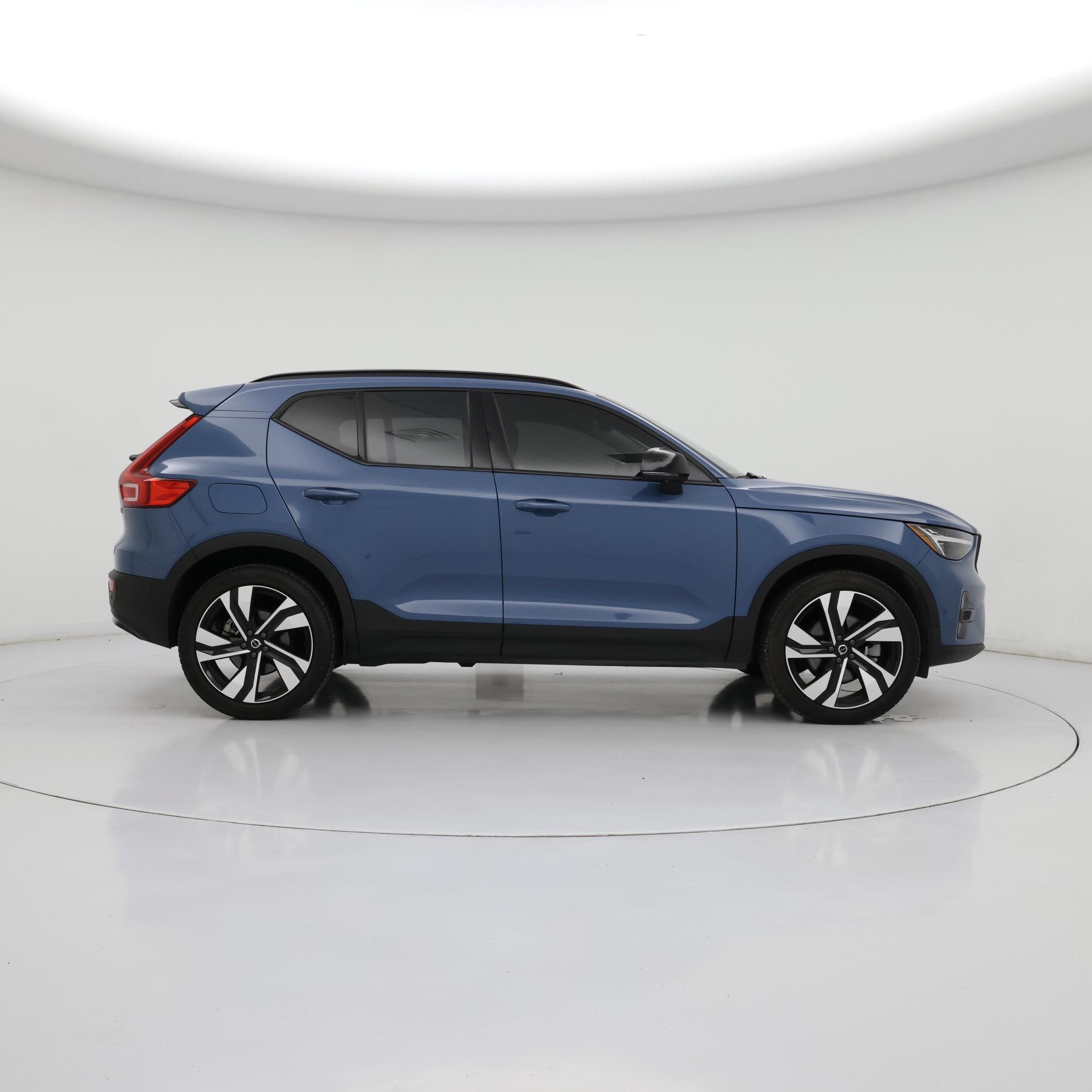 Thumbnail: 2024 Volvo XC40 - 7