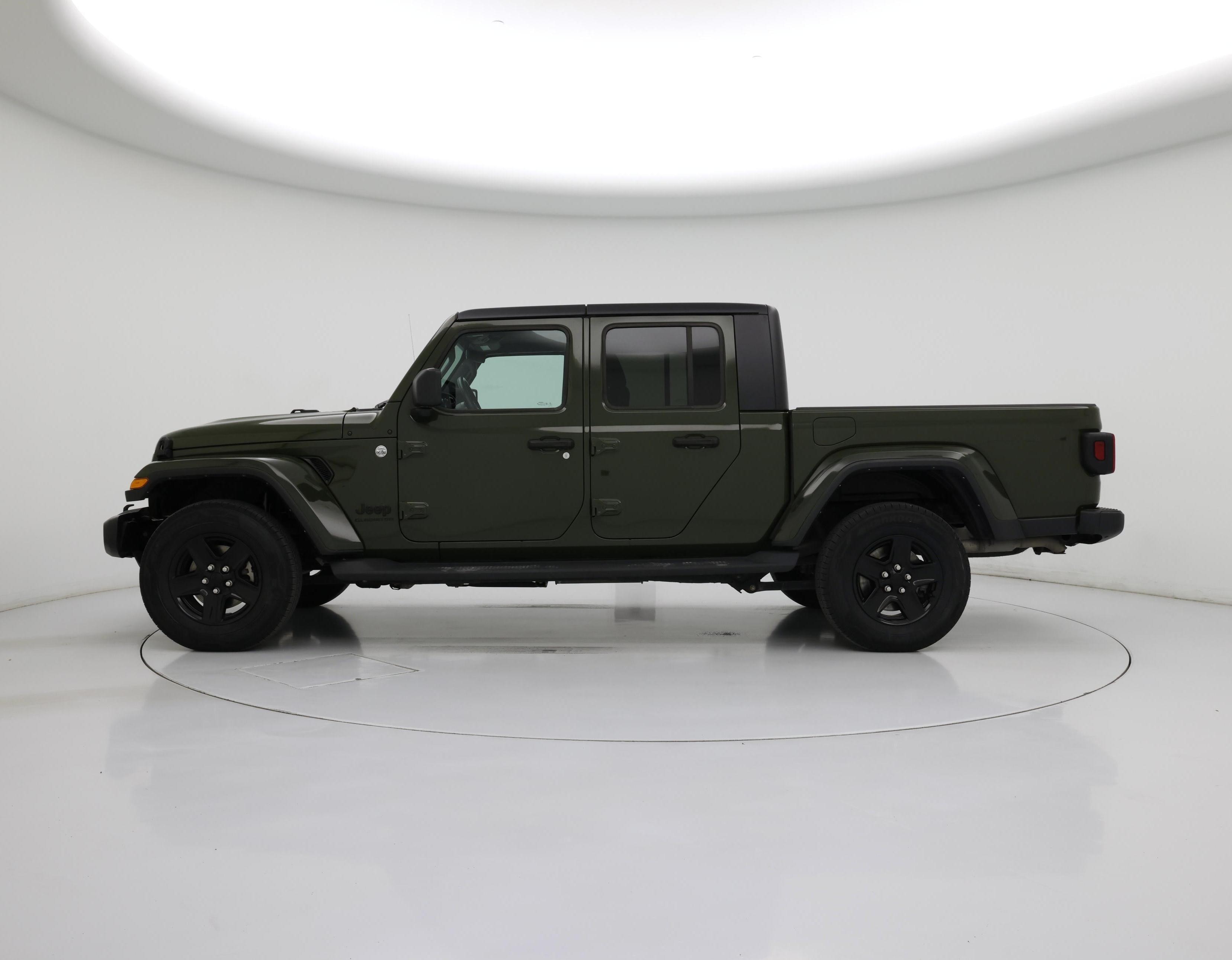 Thumbnail: 2021 Jeep Gladiator - 3