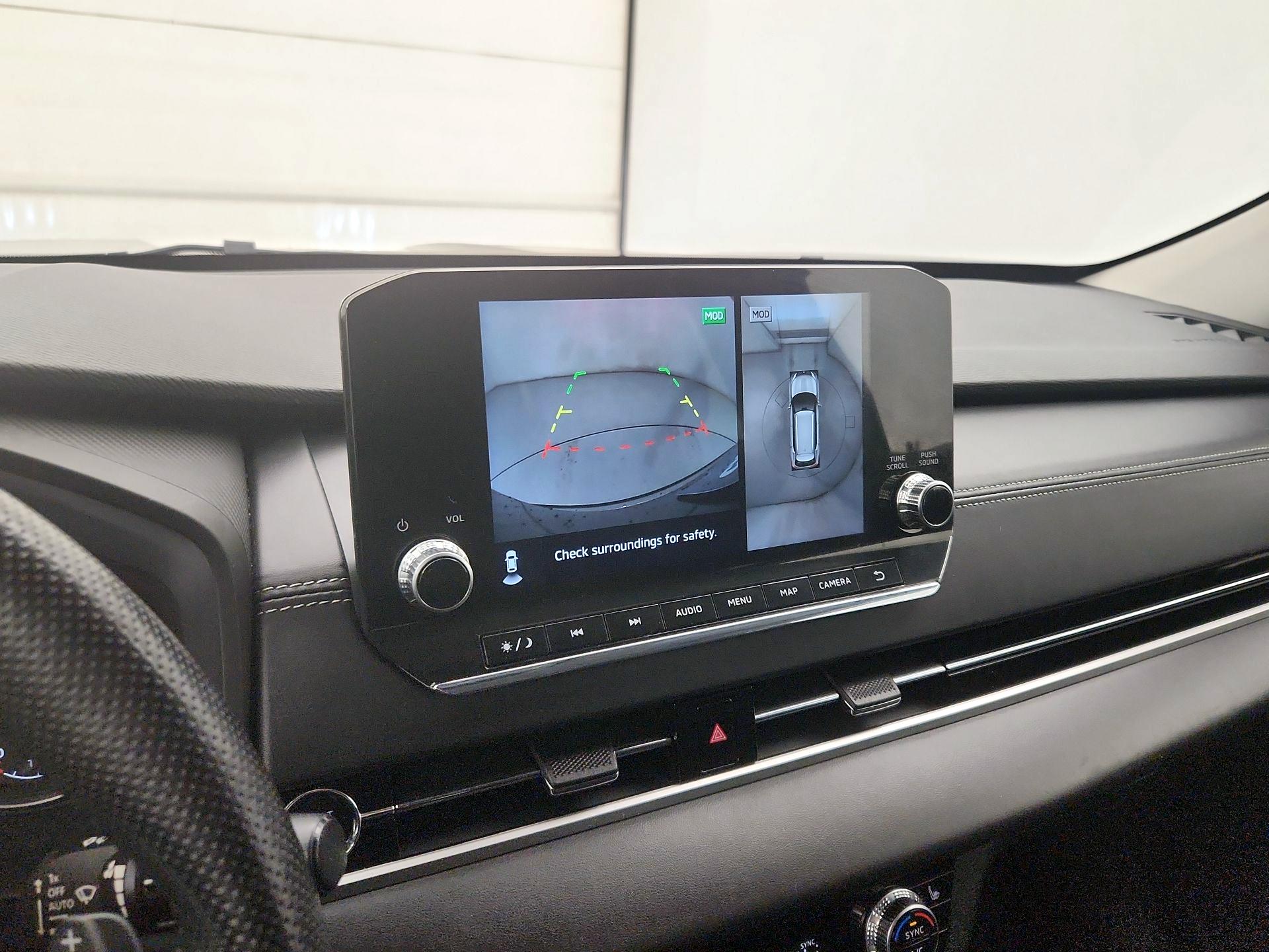 Thumbnail: 2022 Mitsubishi Outlander - 15