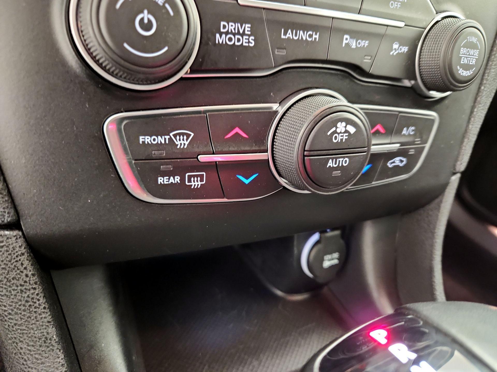 Thumbnail: 2022 Dodge Charger - 16