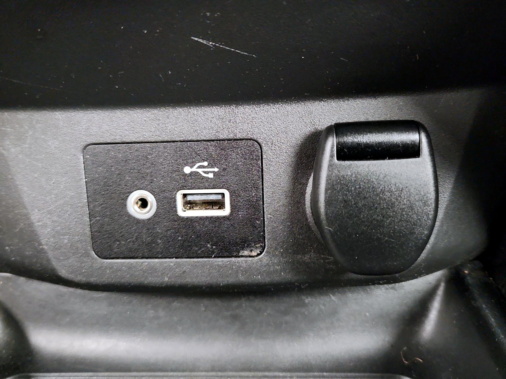 Thumbnail: 2020 Nissan Rogue Sport - 18