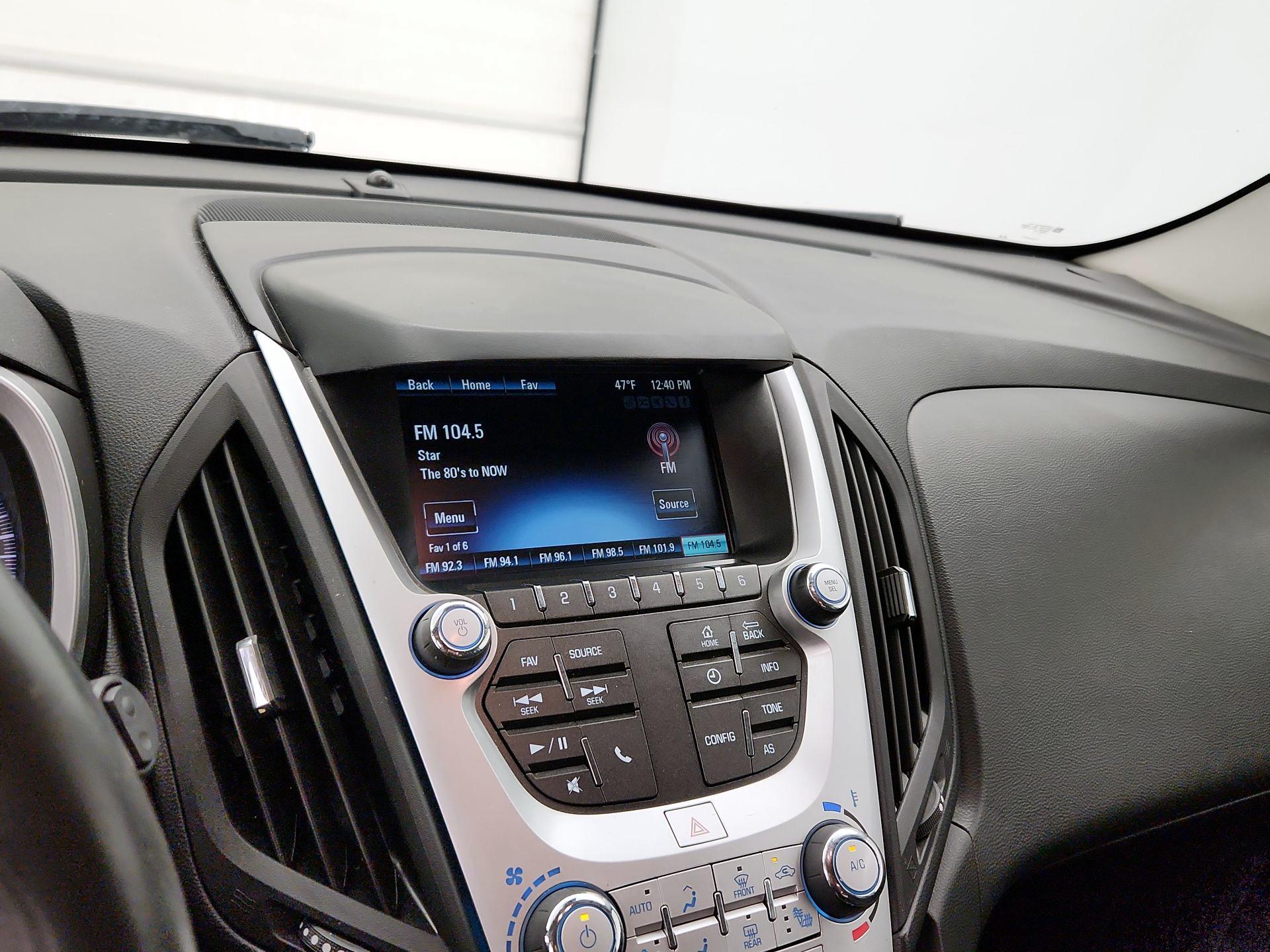 Thumbnail: 2017 Chevrolet Equinox - 14