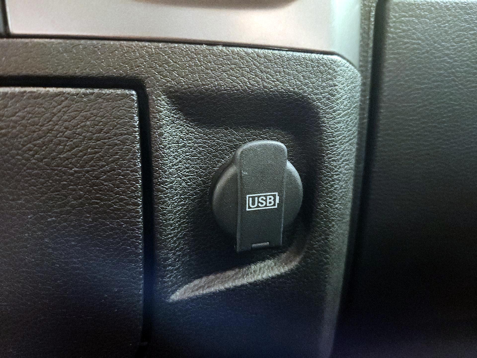 Thumbnail: 2021 RAM 1500 Classic - 18