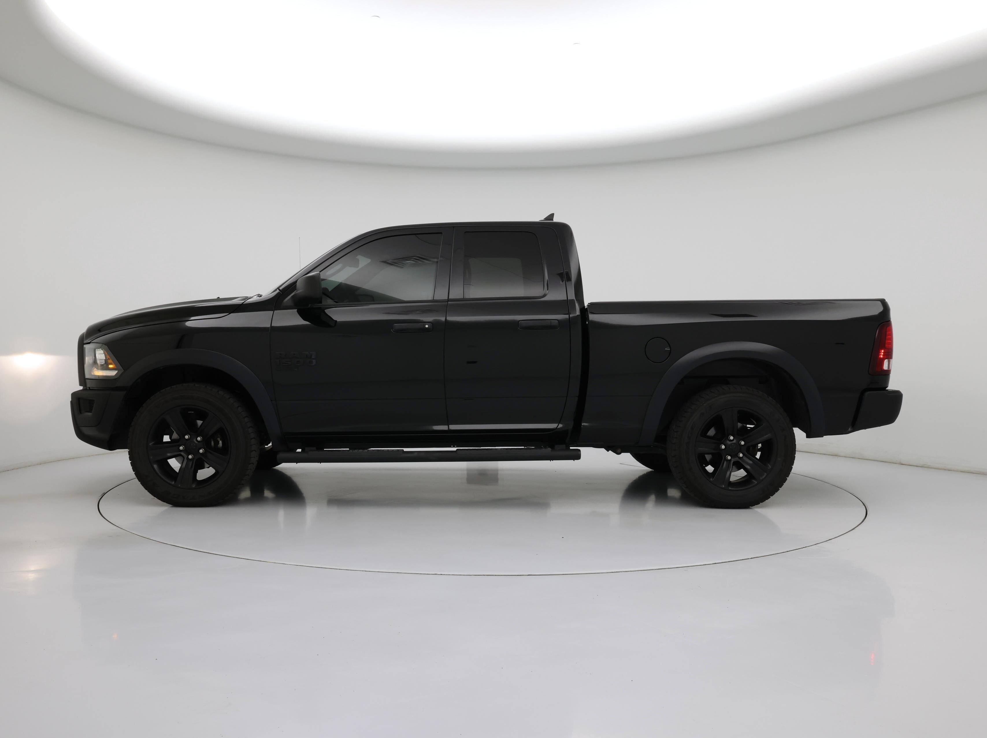 Thumbnail: 2021 RAM 1500 Classic - 3