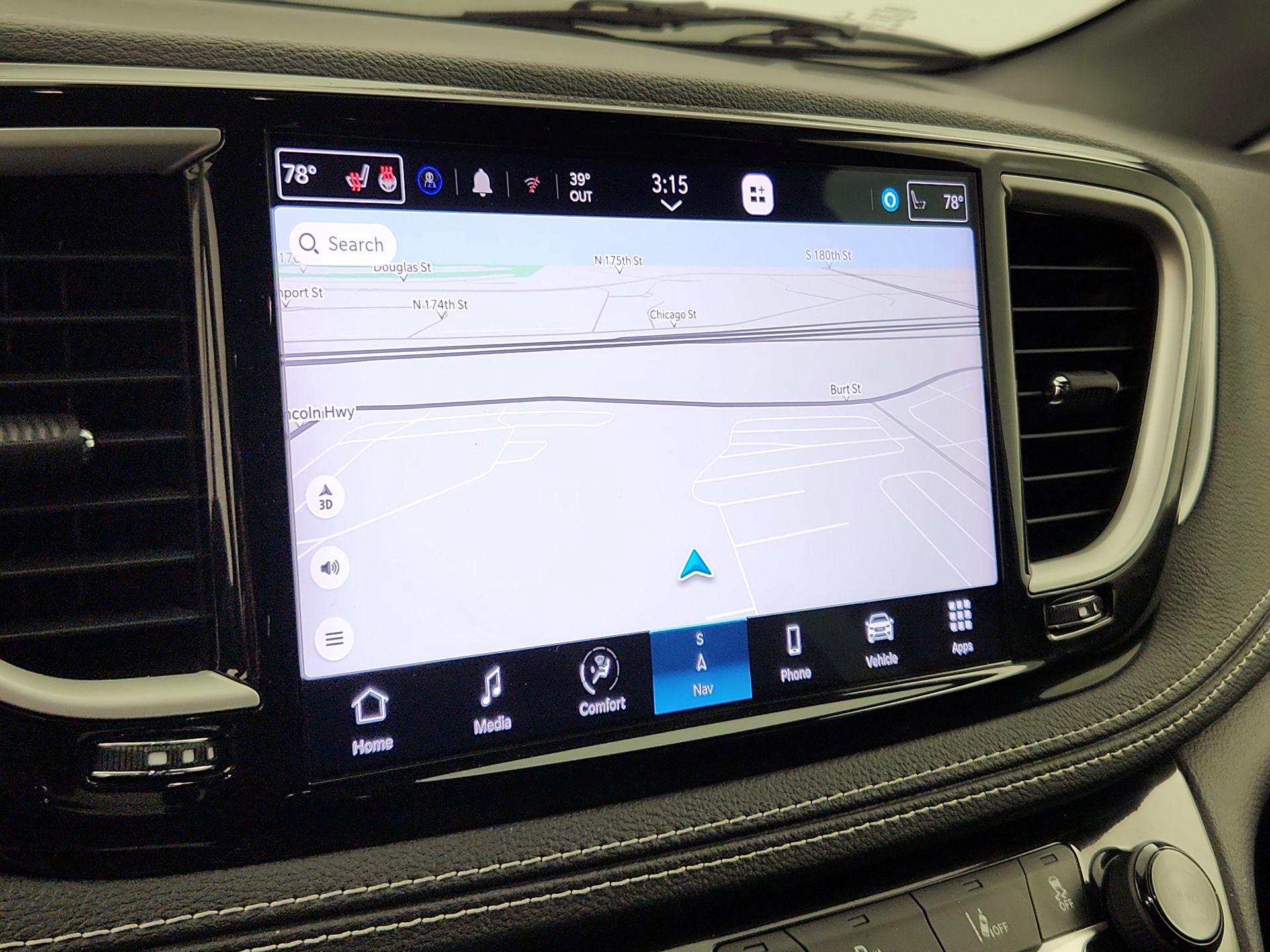 Thumbnail: 2023 Chrysler Pacifica - 14