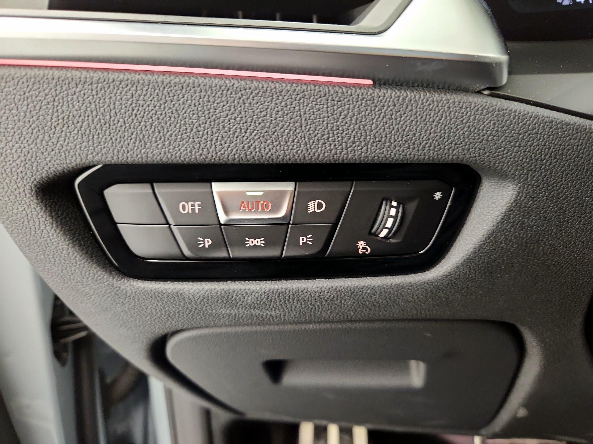 Thumbnail: 2022 BMW 4 Series - 13