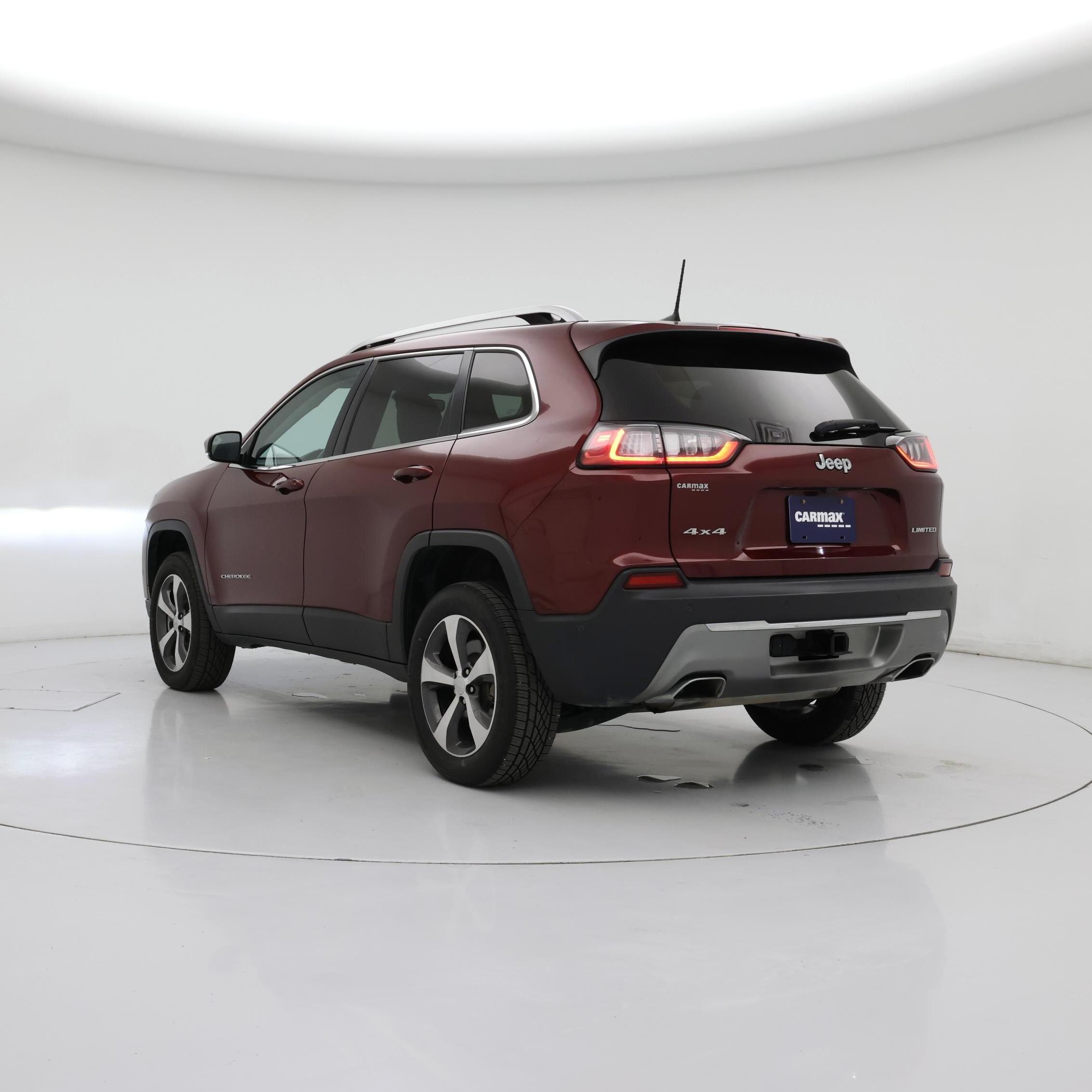 Thumbnail: 2019 Jeep Cherokee - 2