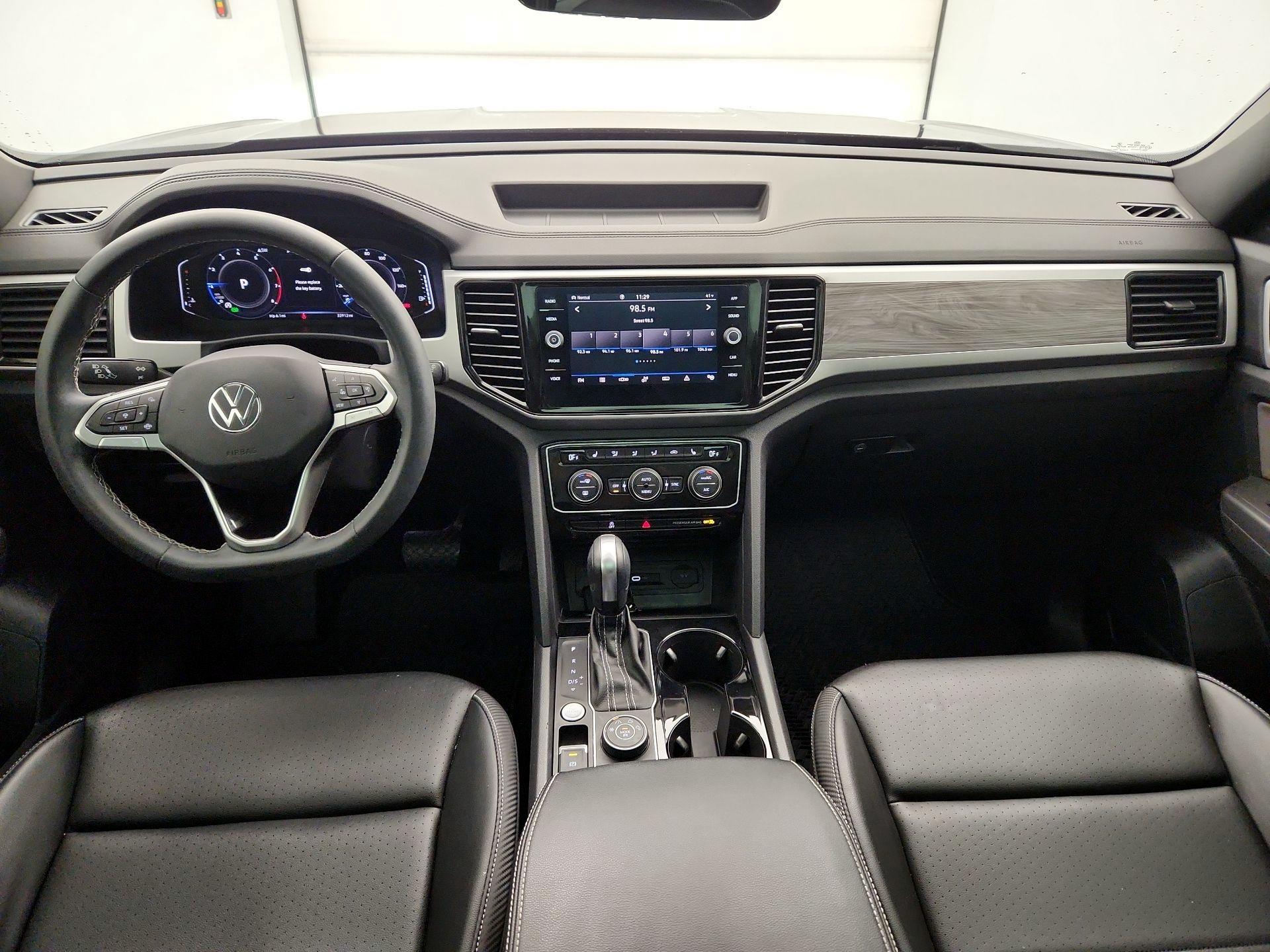 Thumbnail: 2022 Volkswagen Atlas - 9