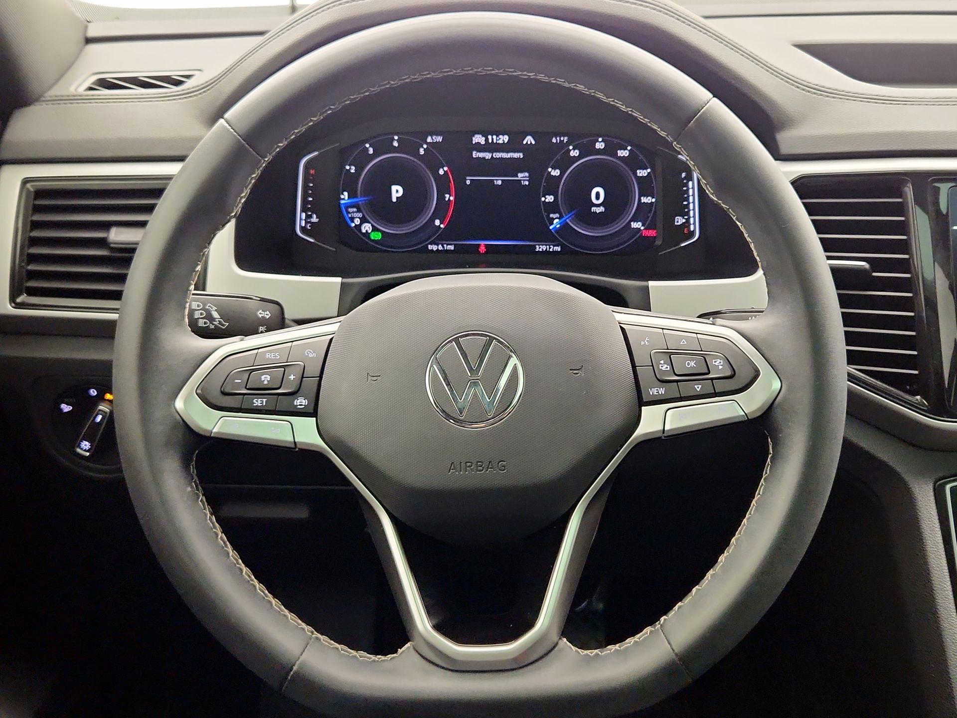 Thumbnail: 2022 Volkswagen Atlas - 10