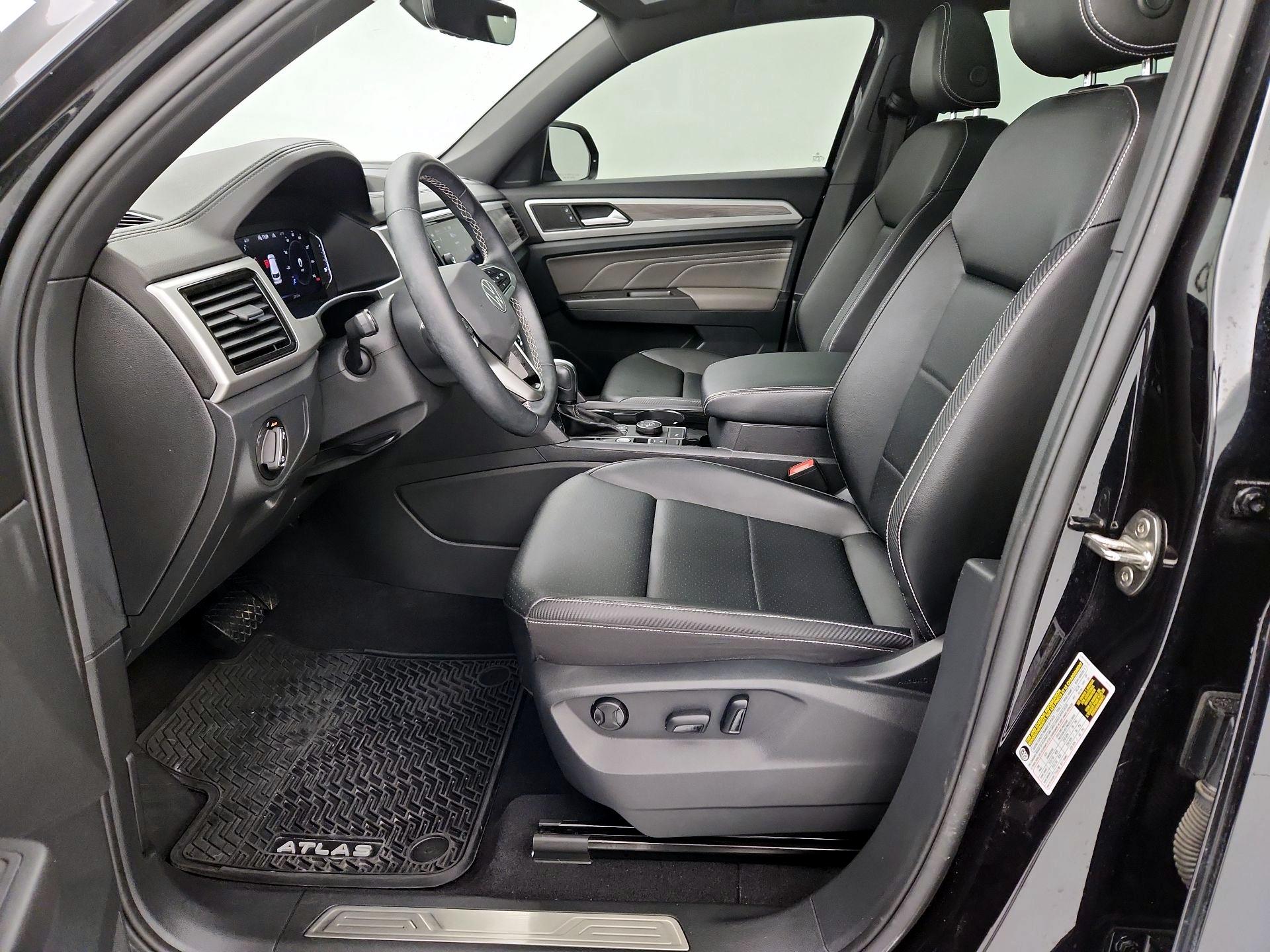 Thumbnail: 2022 Volkswagen Atlas - 11