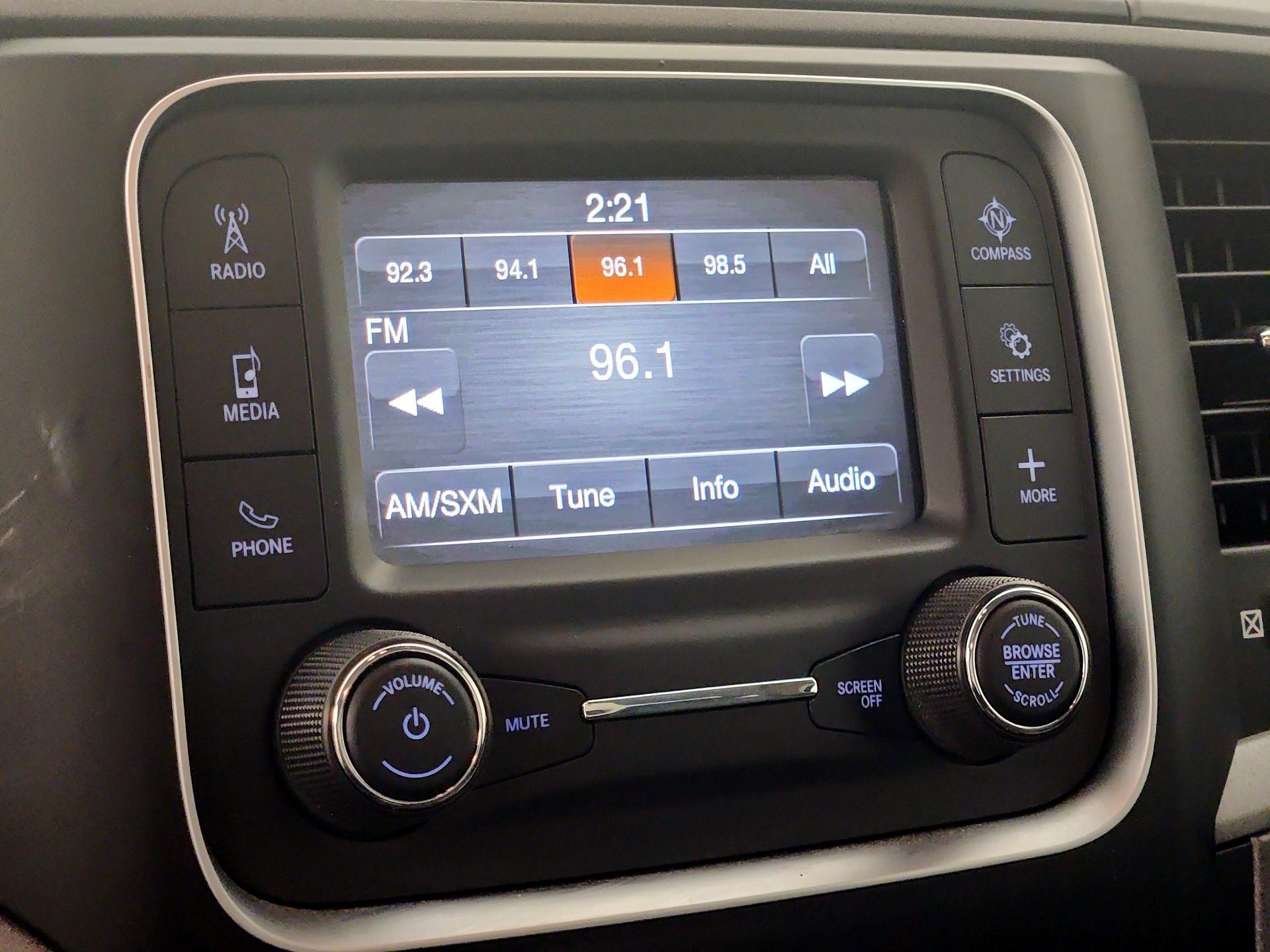 Thumbnail: 2022 RAM 1500 Classic - 15