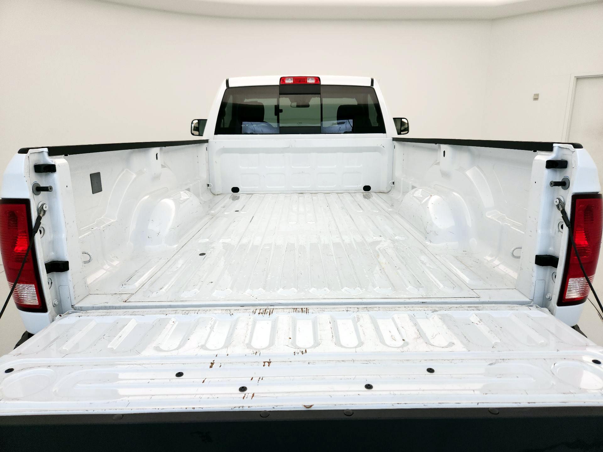 Thumbnail: 2022 RAM 1500 Classic - 19