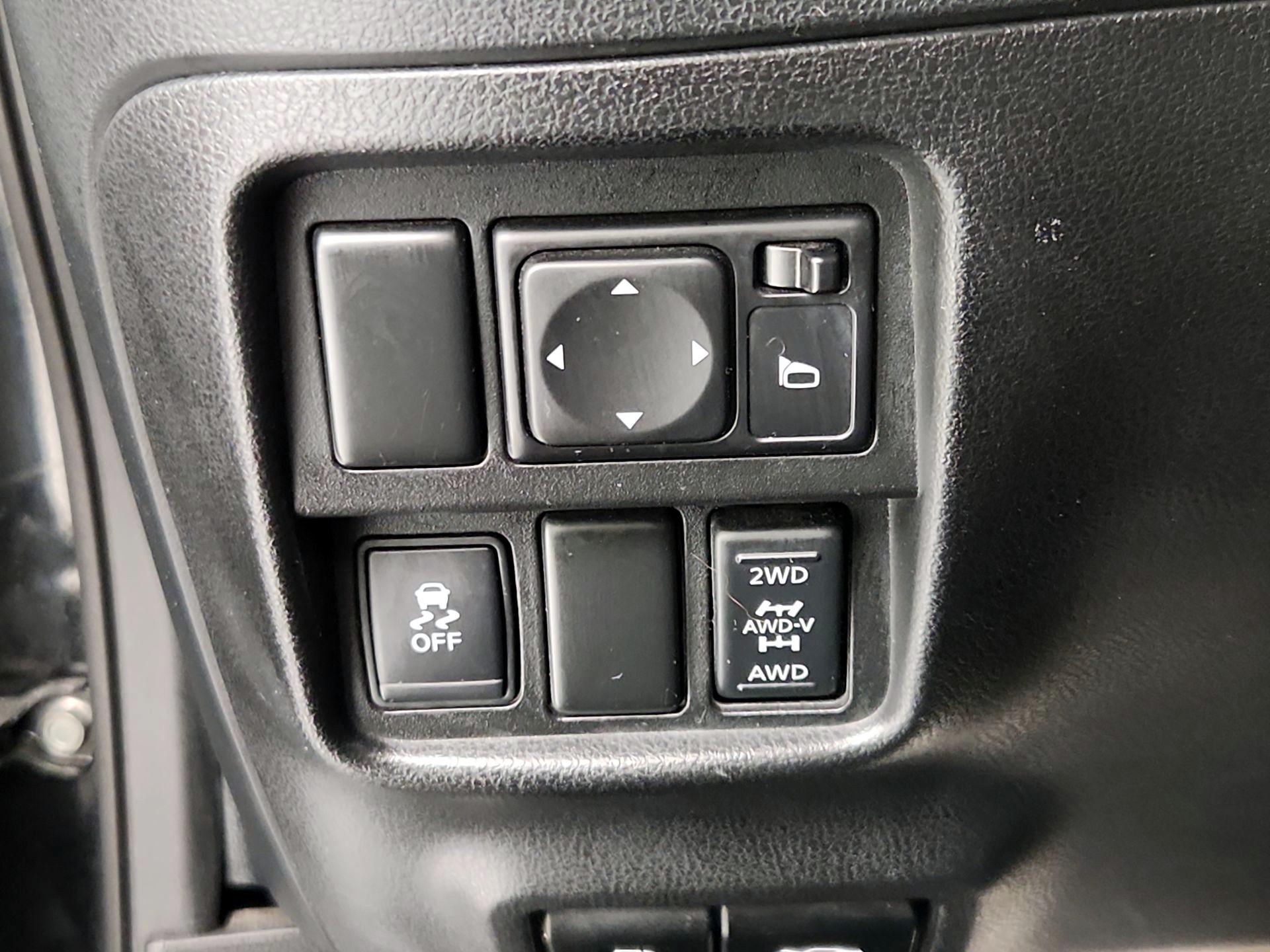 Thumbnail: 2015 Nissan Juke - 13