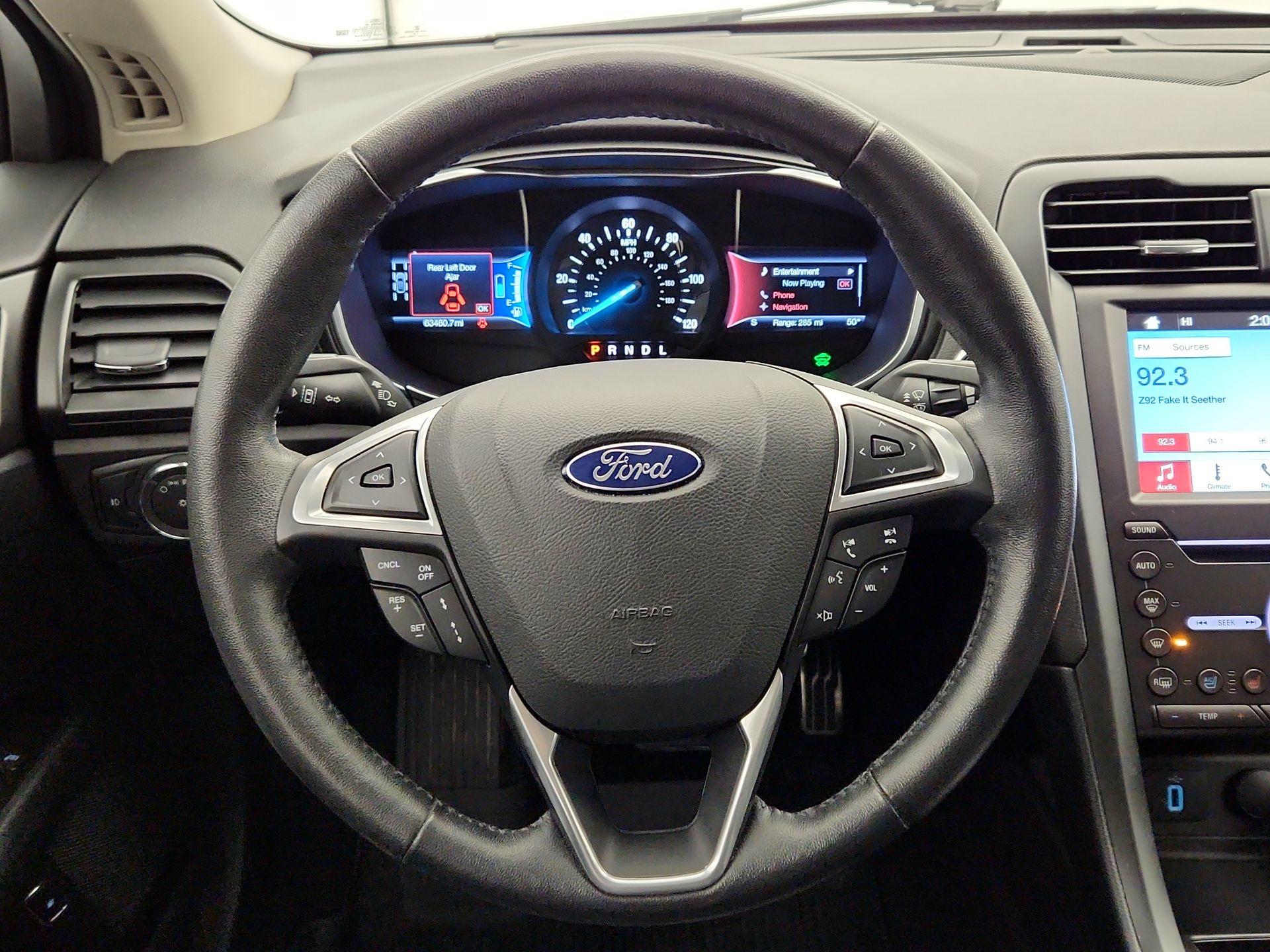 Thumbnail: 2017 Ford Fusion - 10