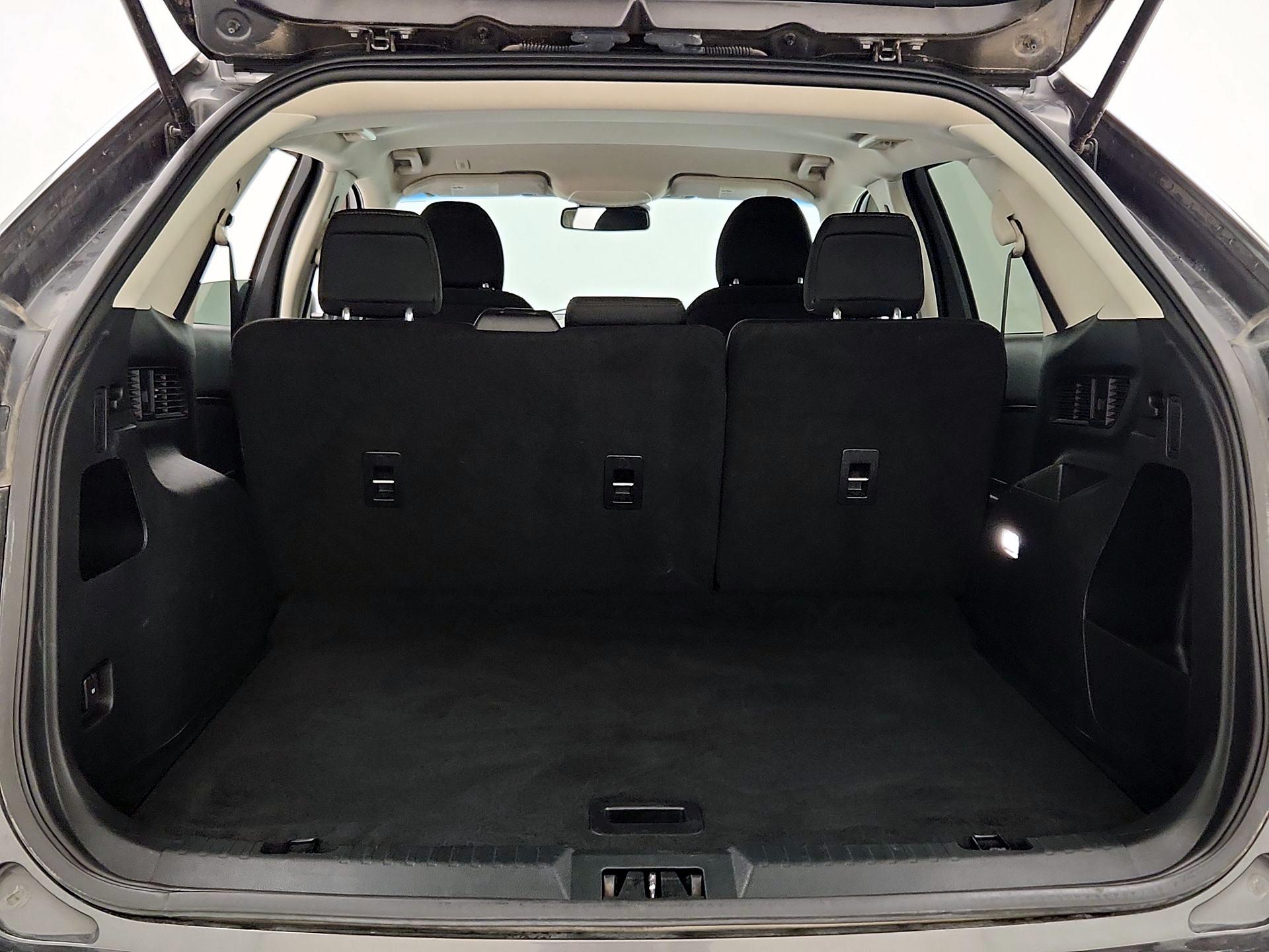 Thumbnail: 2019 Ford Edge - 20