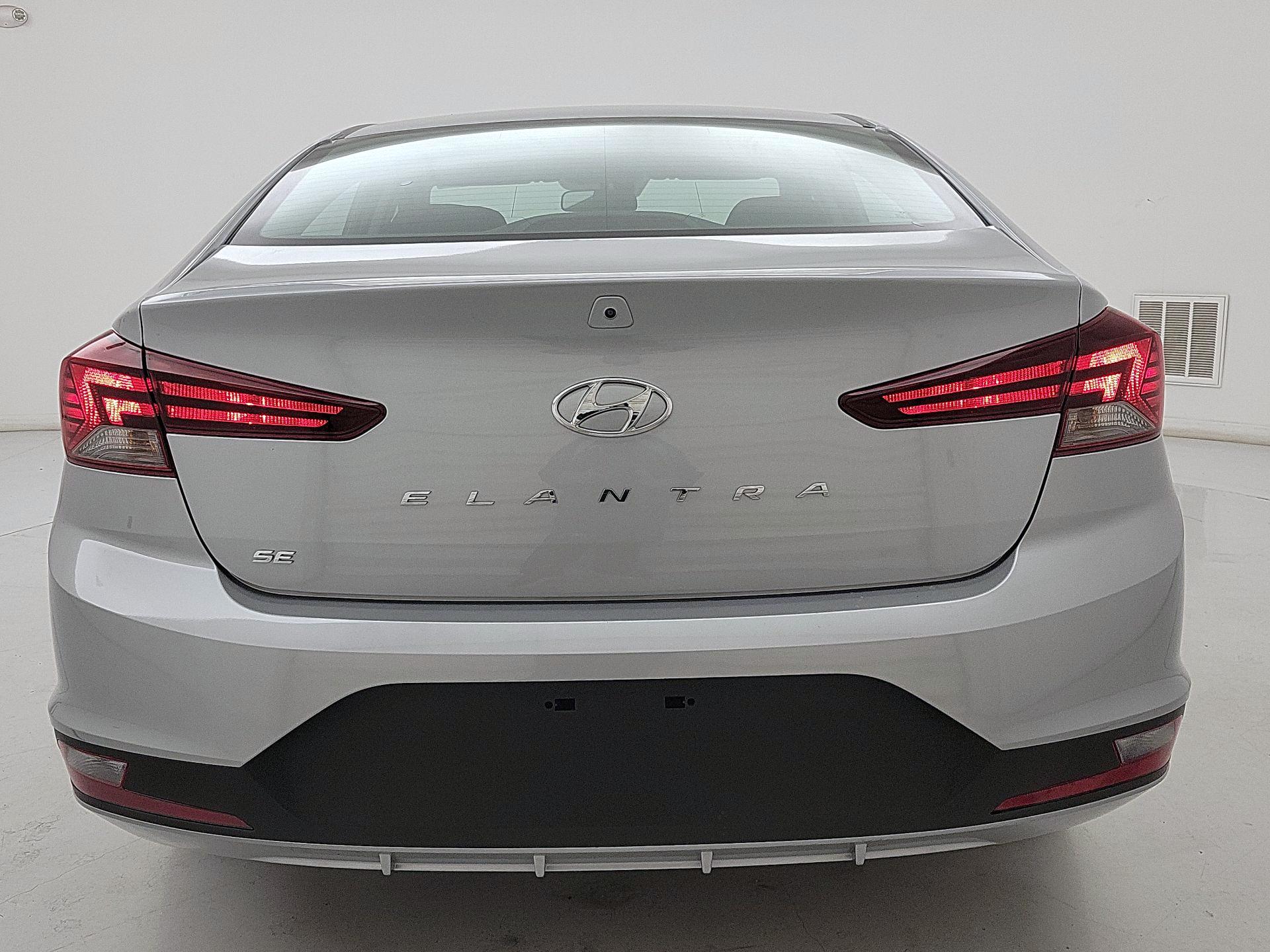 Thumbnail: 2020 Hyundai Elantra - 6