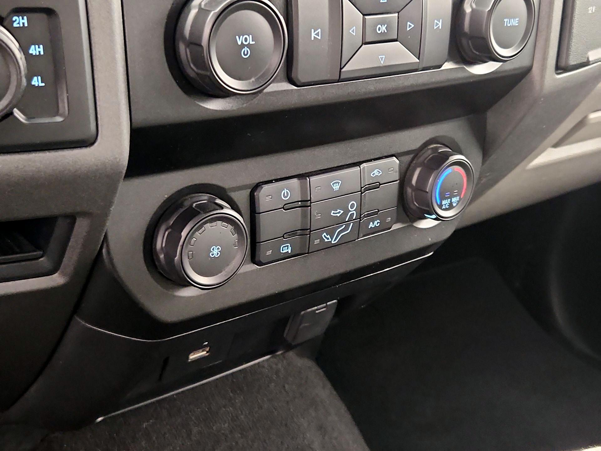 Thumbnail: 2020 Ford F-250 - 16