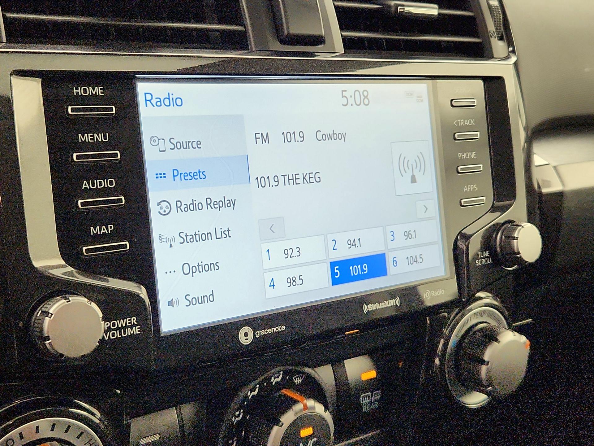 Thumbnail: 2023 Toyota 4Runner - 16