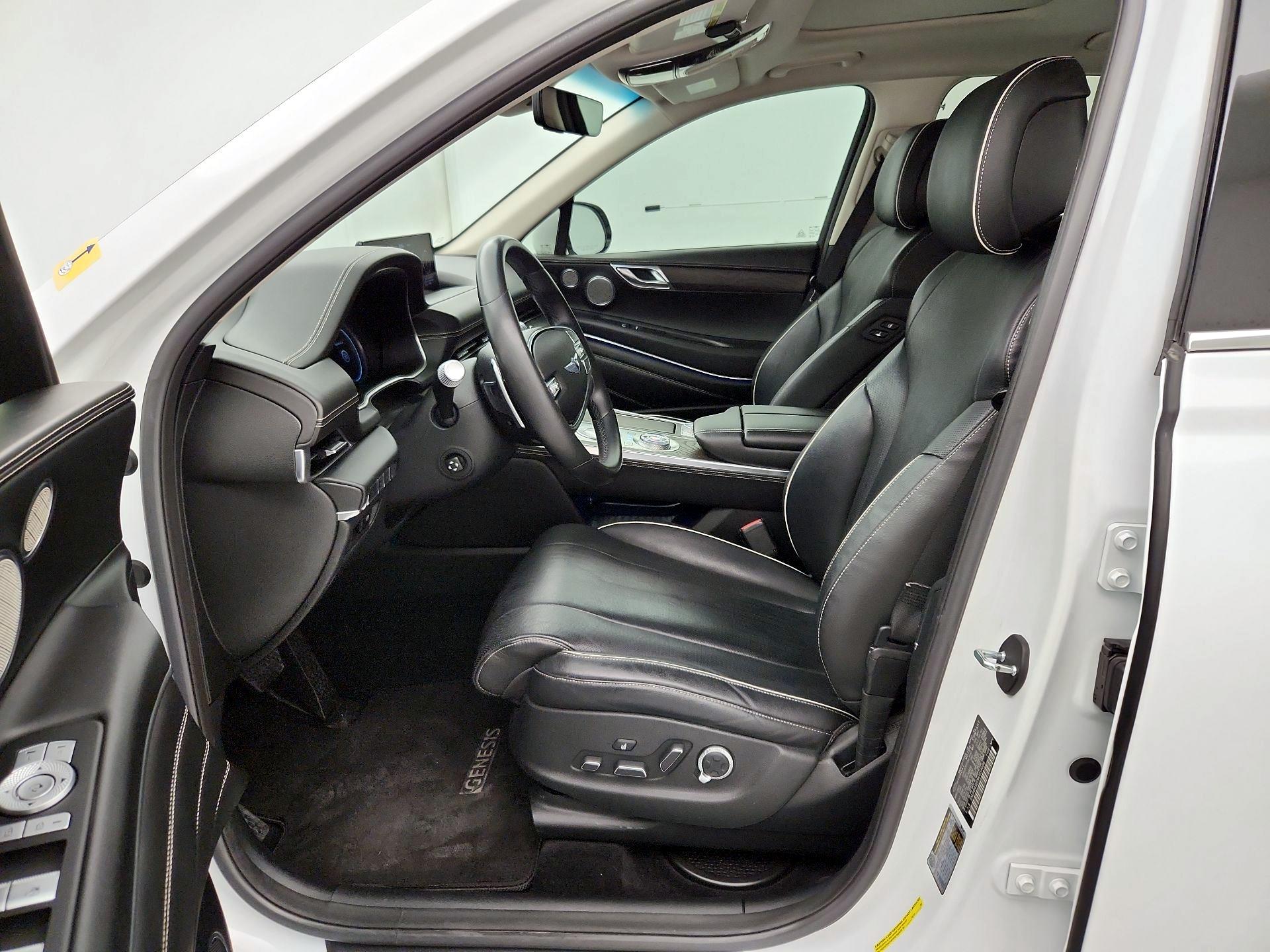 Thumbnail: 2021 Genesis GV80 - 11