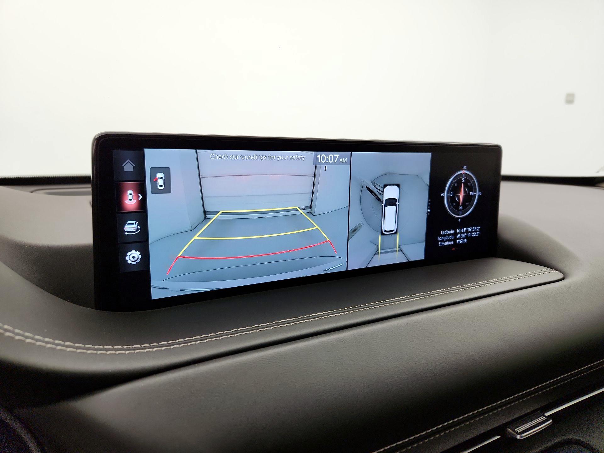 Thumbnail: 2021 Genesis GV80 - 15