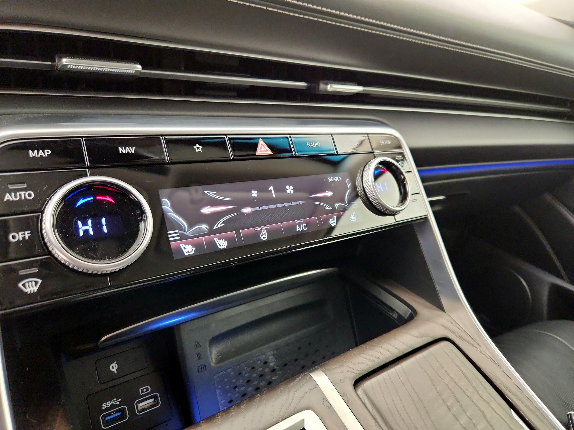 Thumbnail: 2021 Genesis GV80 - 17