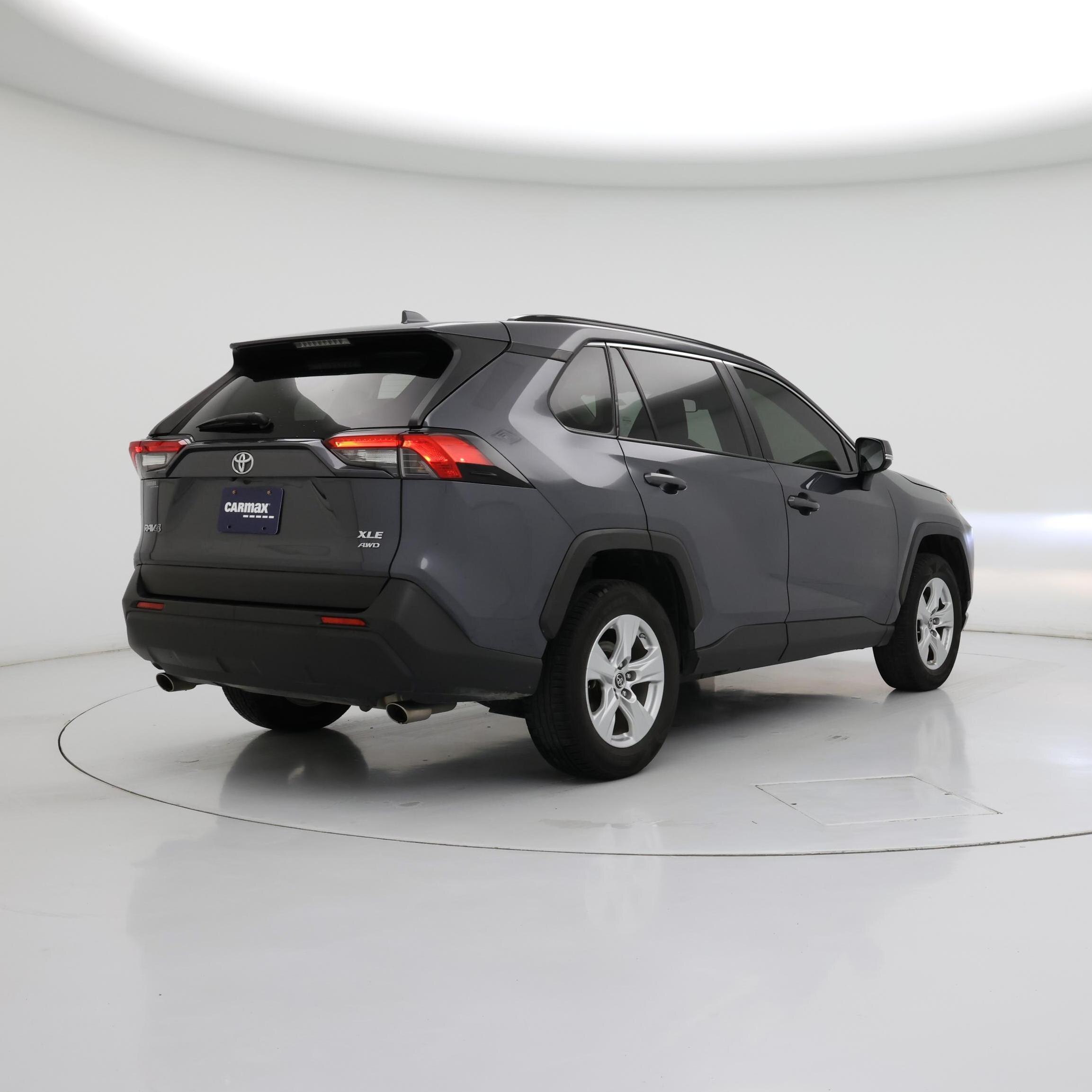 Thumbnail: 2019 Toyota RAV4 - 8