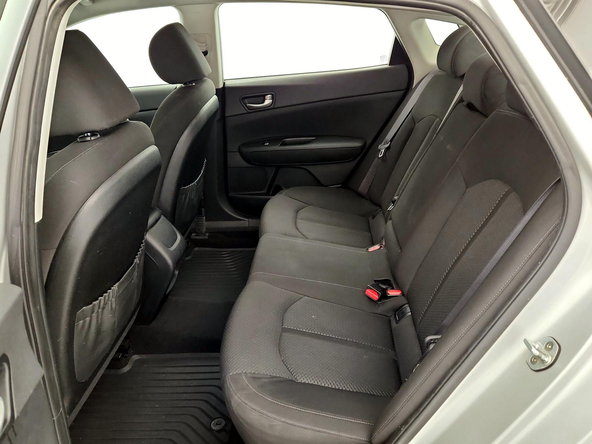 Thumbnail: 2017 Kia Optima - 19