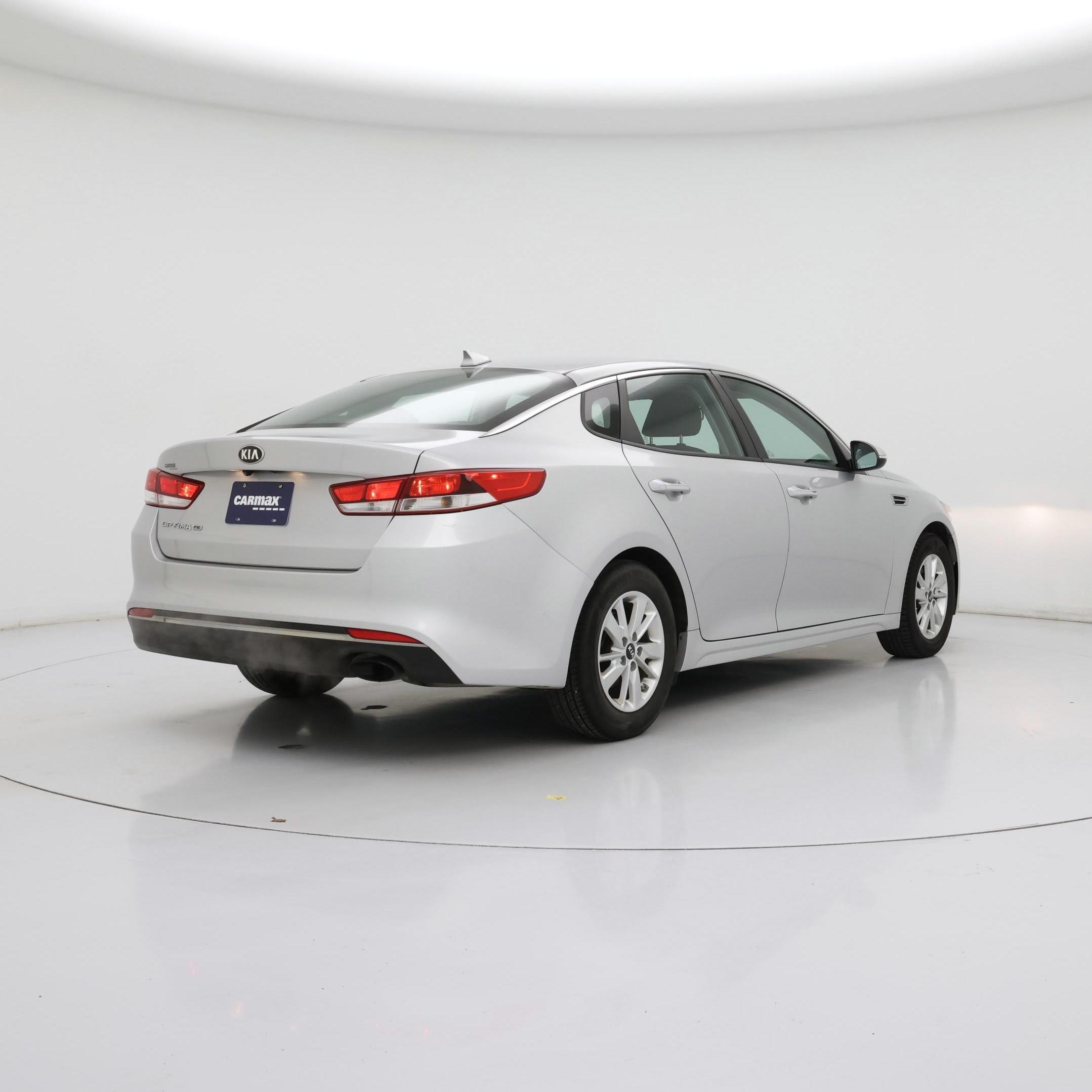 Thumbnail: 2017 Kia Optima - 8