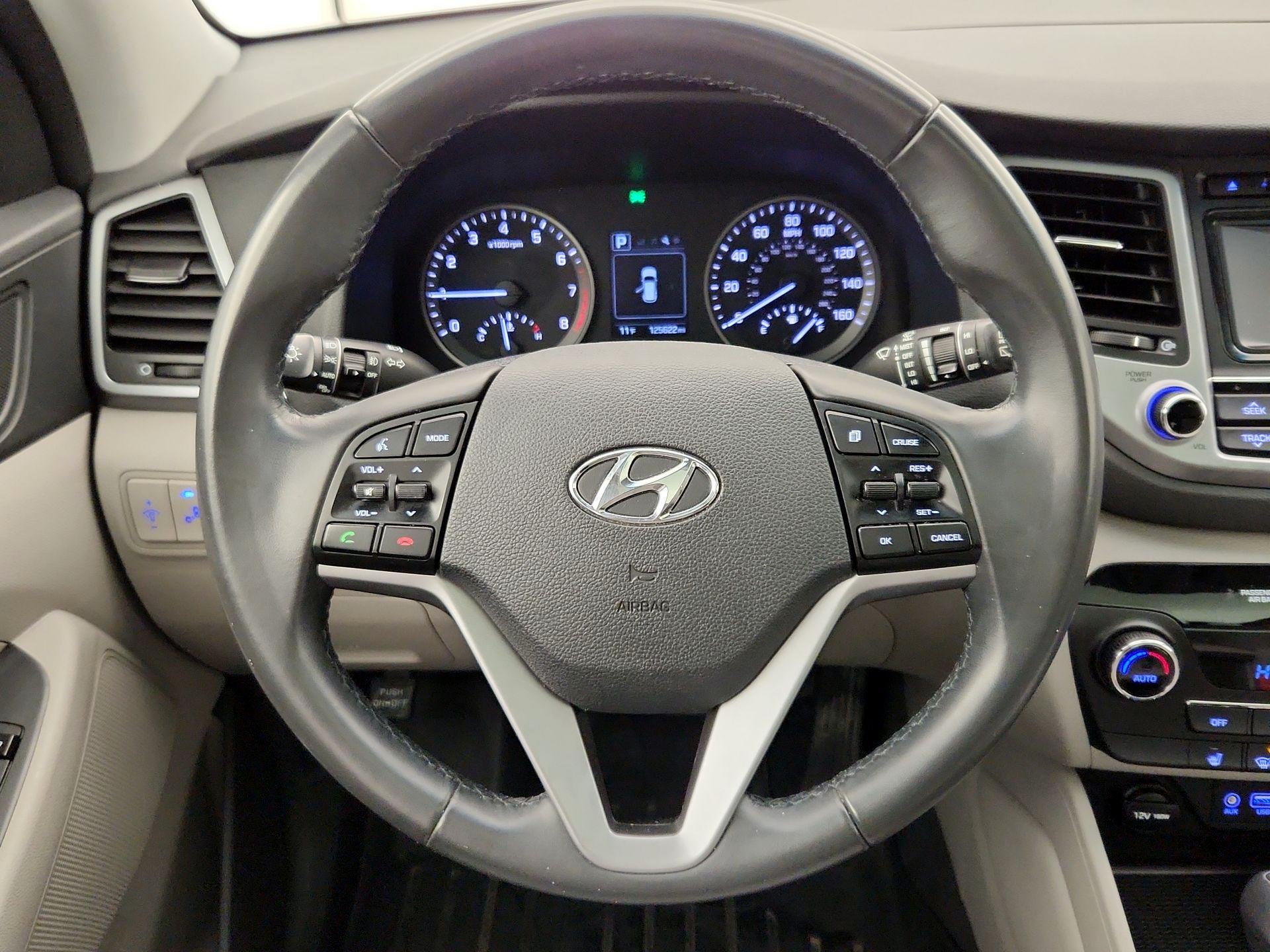 Thumbnail: 2017 Hyundai Tucson - 10