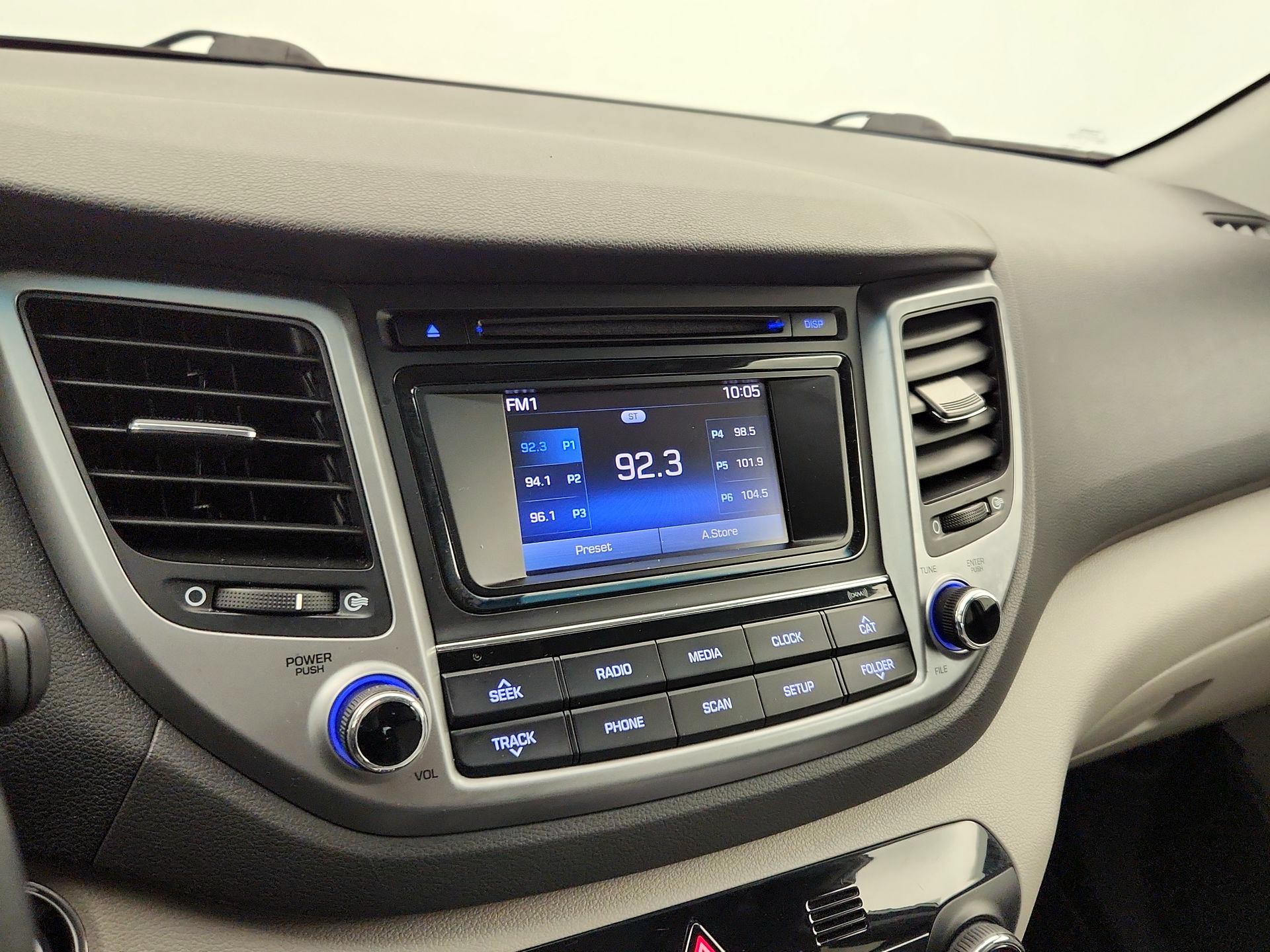 Thumbnail: 2017 Hyundai Tucson - 15