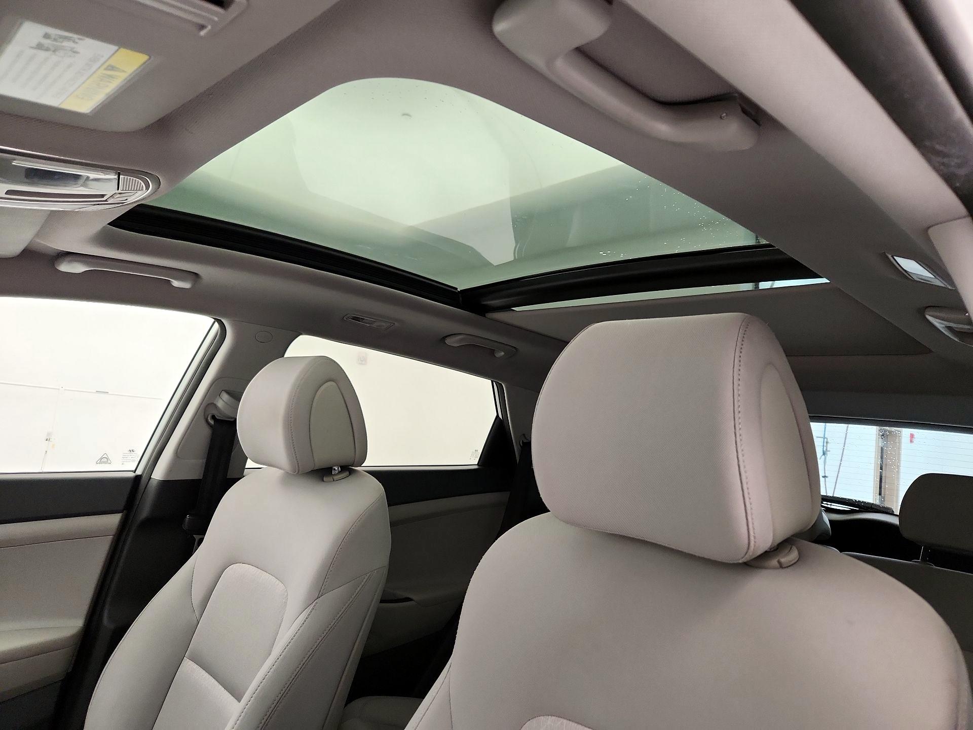 Thumbnail: 2017 Hyundai Tucson - 19