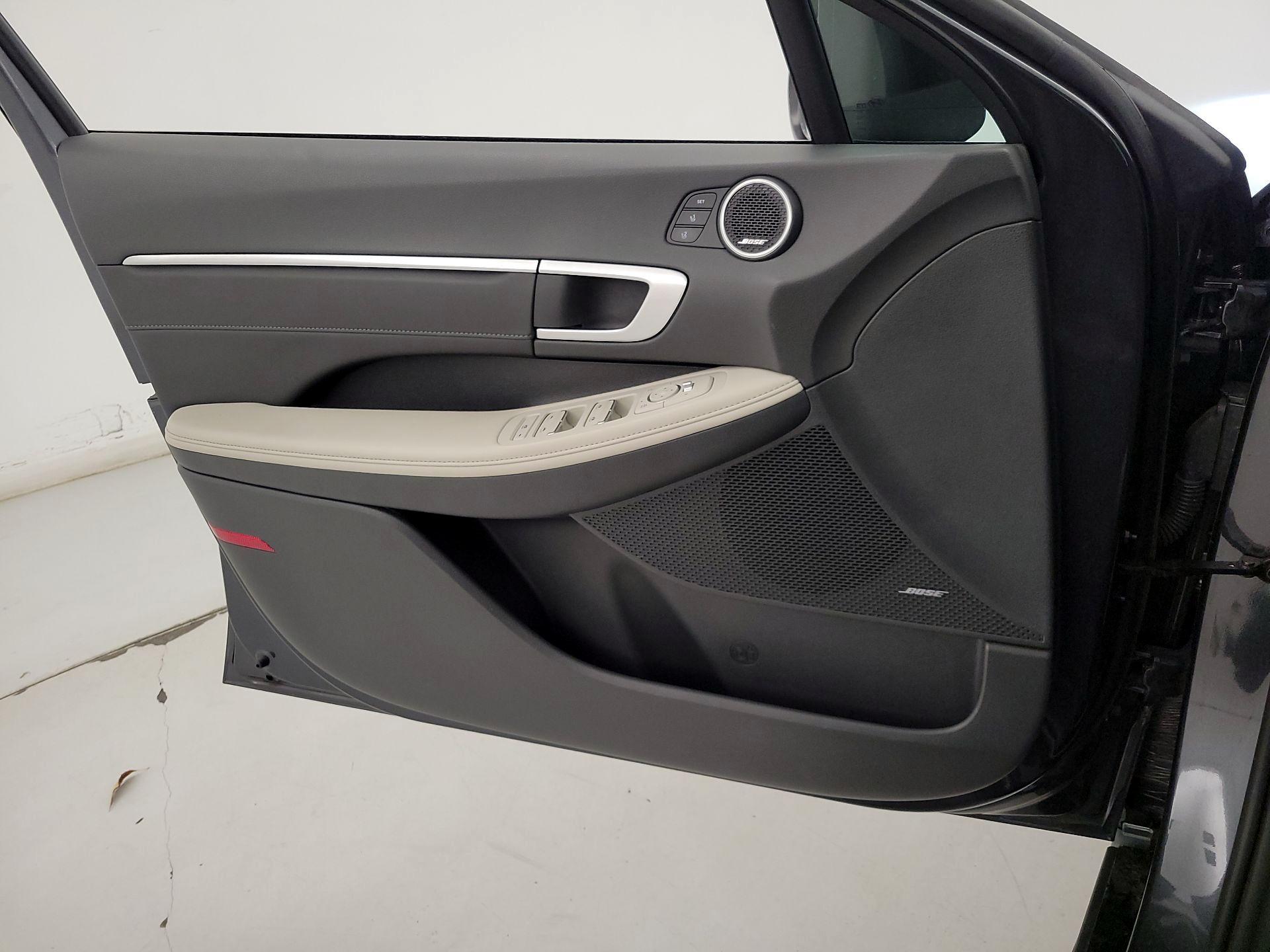 Thumbnail: 2022 Hyundai Sonata - 12