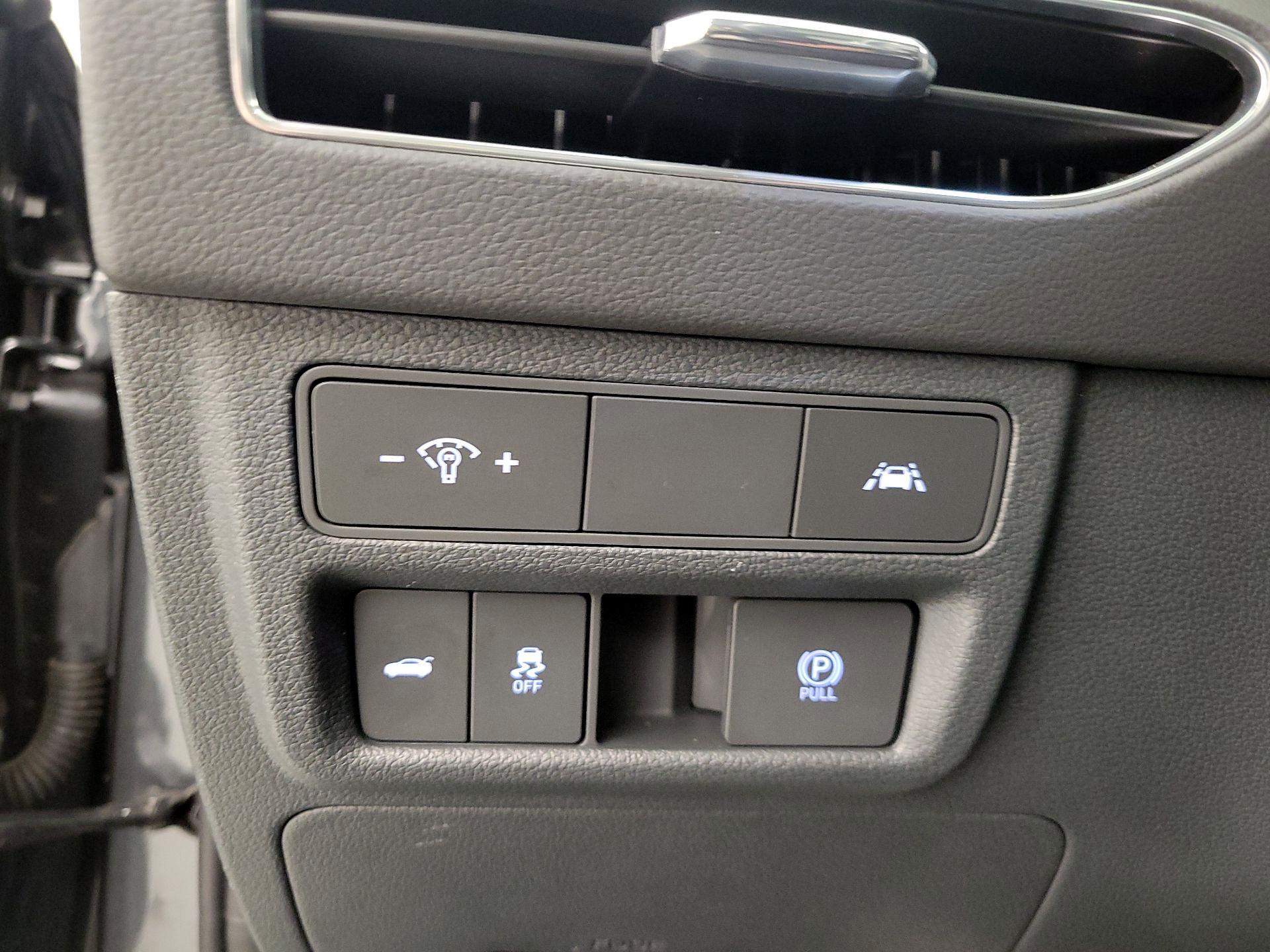 Thumbnail: 2022 Hyundai Sonata - 13