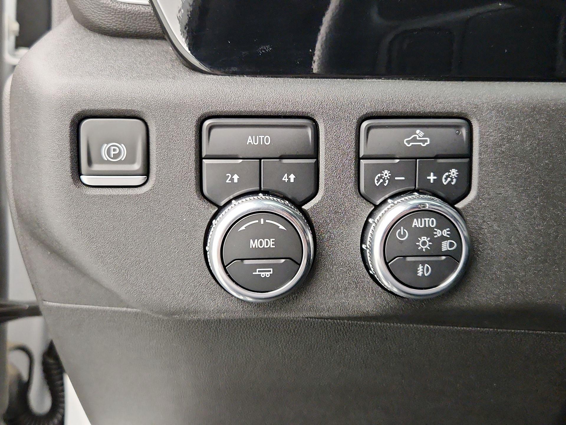 Thumbnail: 2023 GMC Sierra 1500 - 13