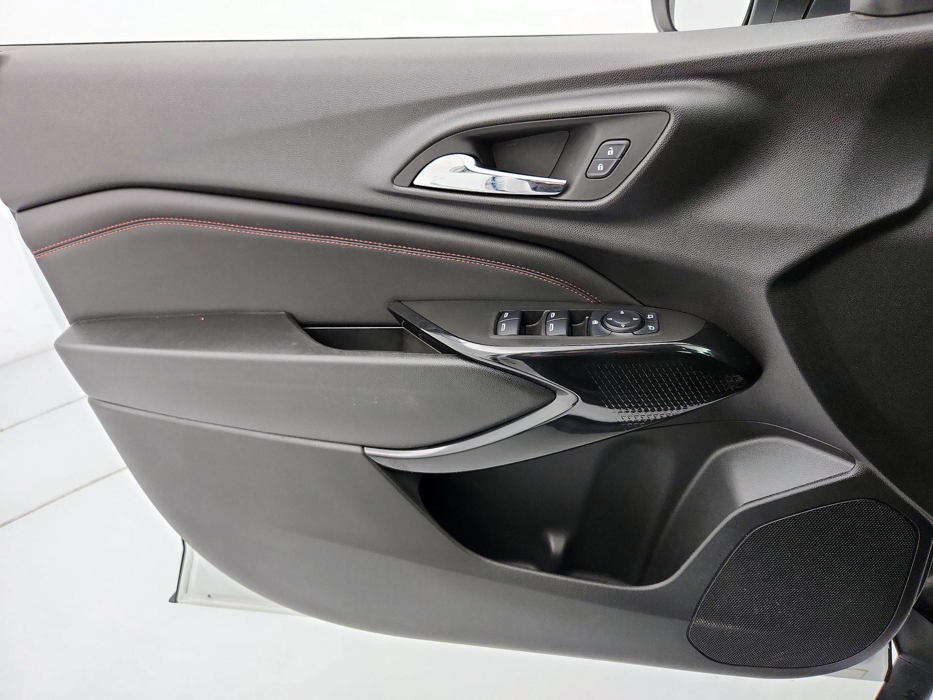 Thumbnail: 2025 Chevrolet Trax - 12