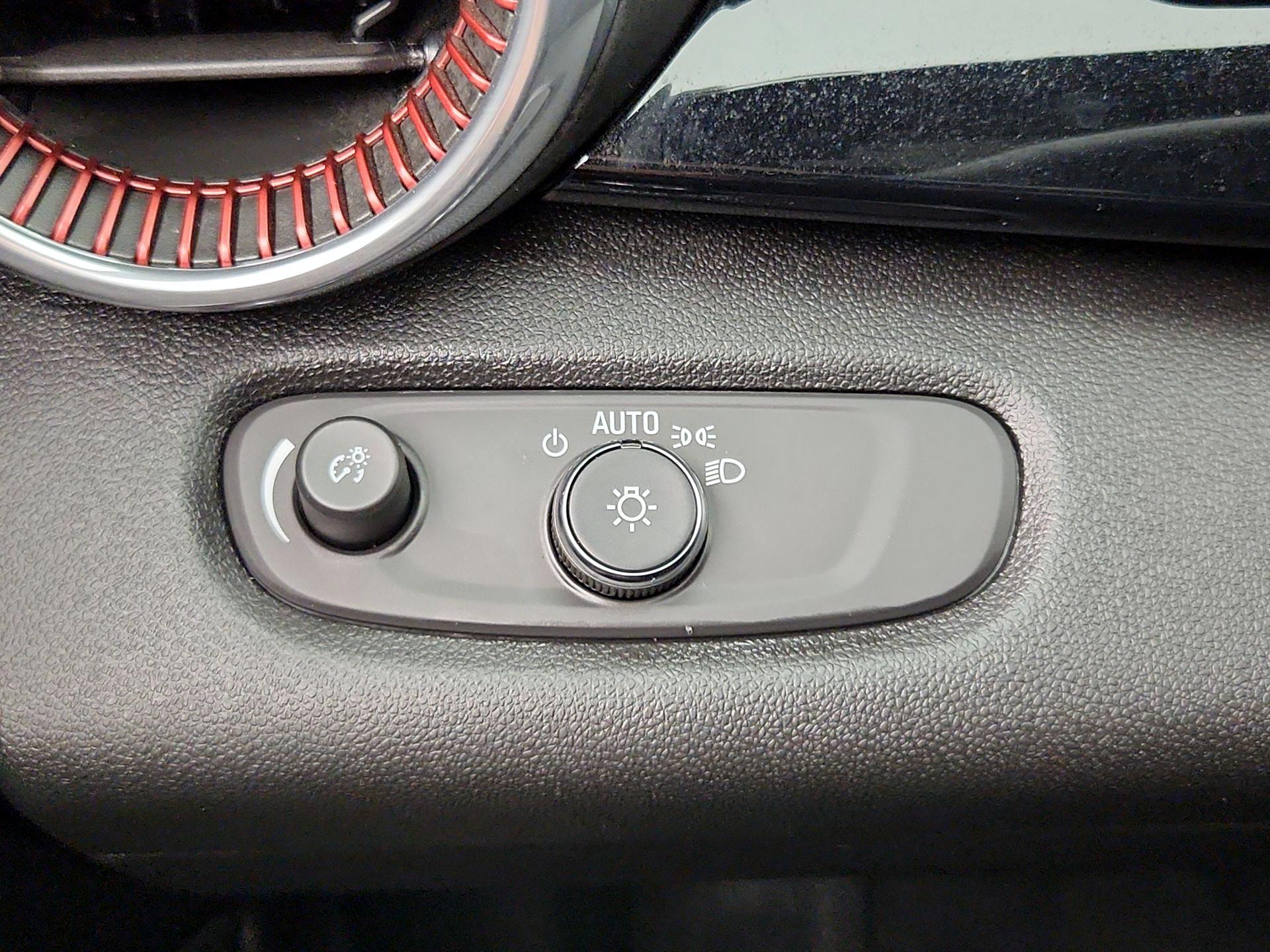 Thumbnail: 2025 Chevrolet Trax - 13