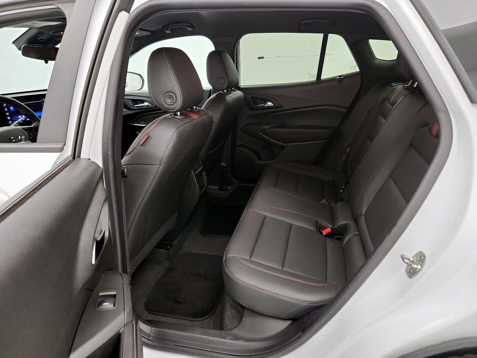 Thumbnail: 2025 Chevrolet Trax - 19