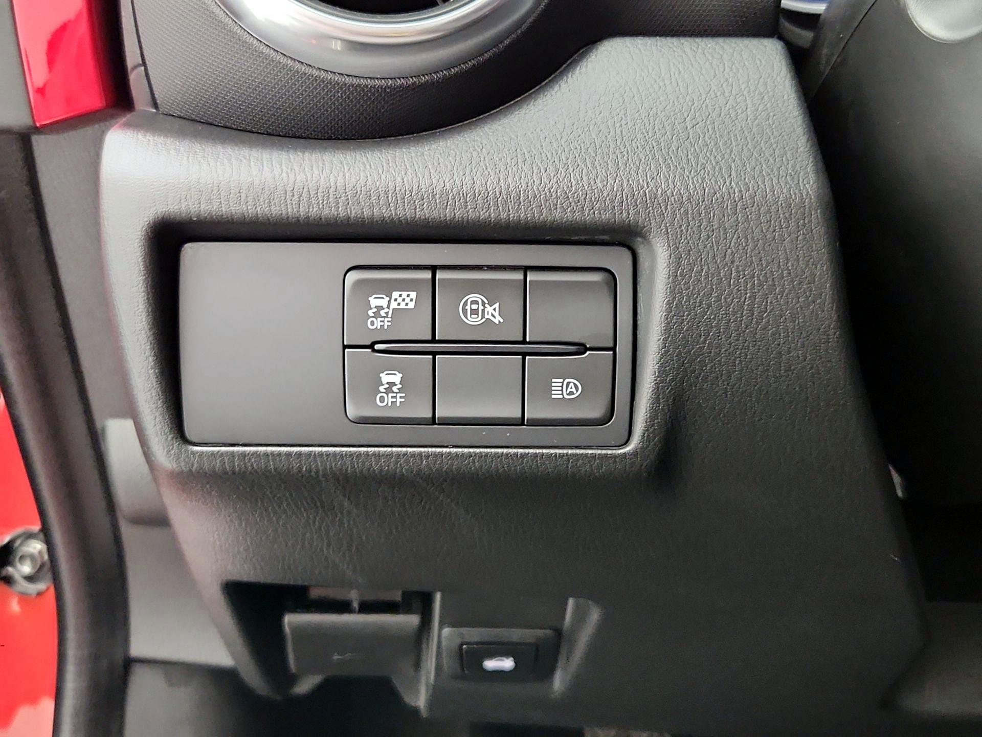 Thumbnail: 2024 Mazda MX-5 Miata - 13