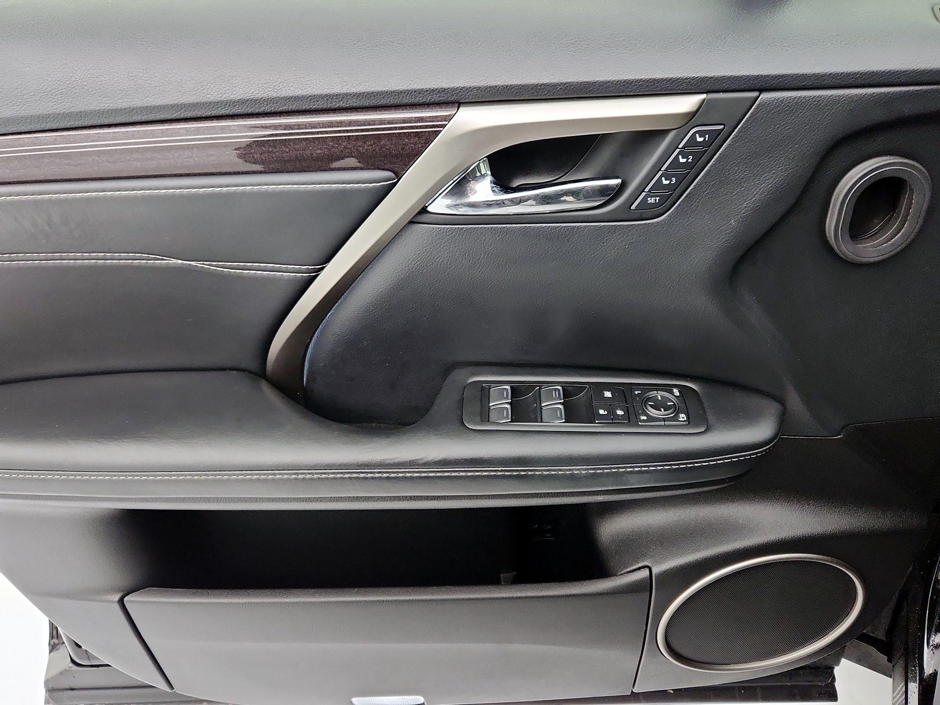 Thumbnail: 2019 Lexus RX - 12