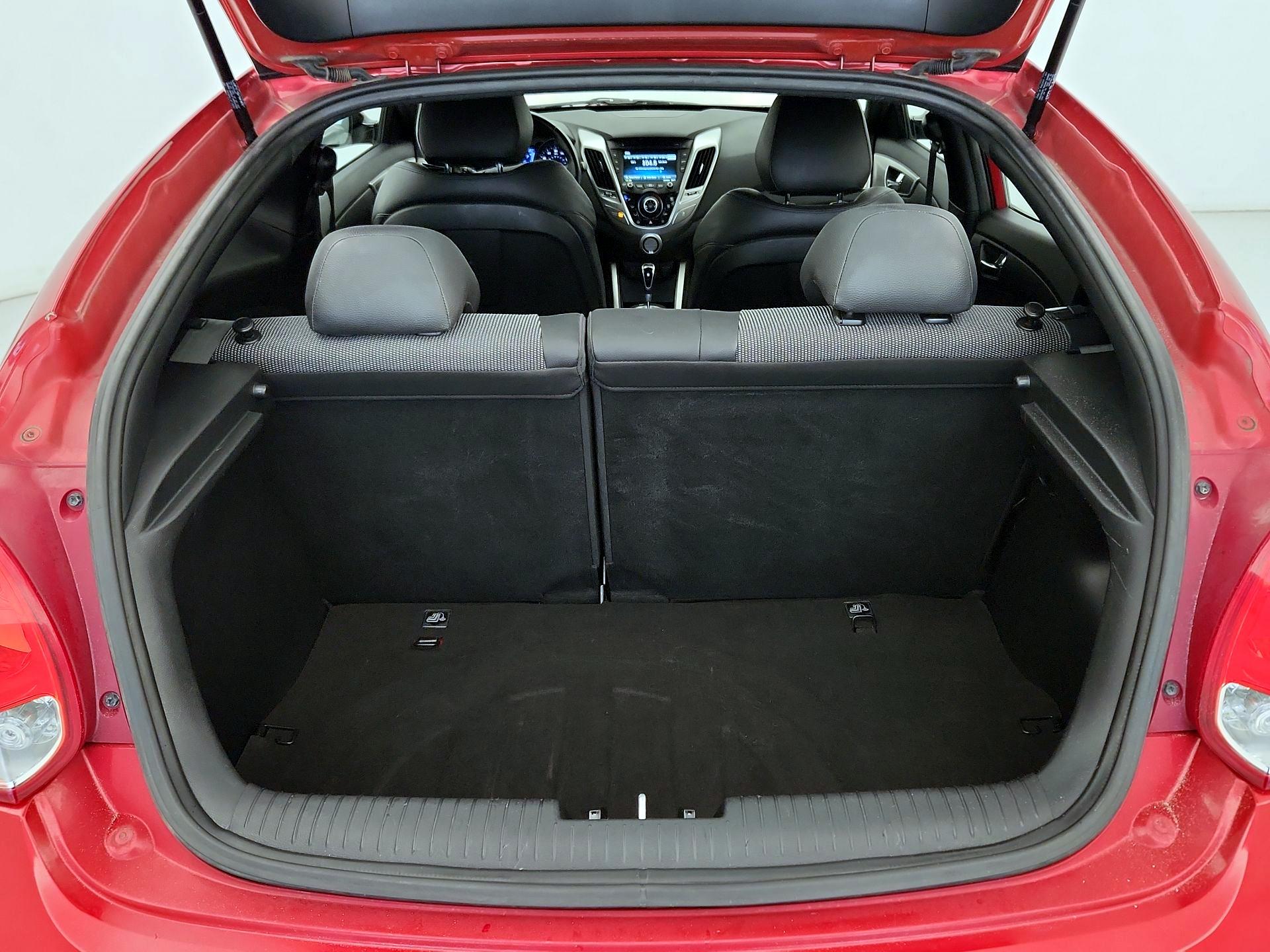 Thumbnail: 2016 Hyundai Veloster - 20