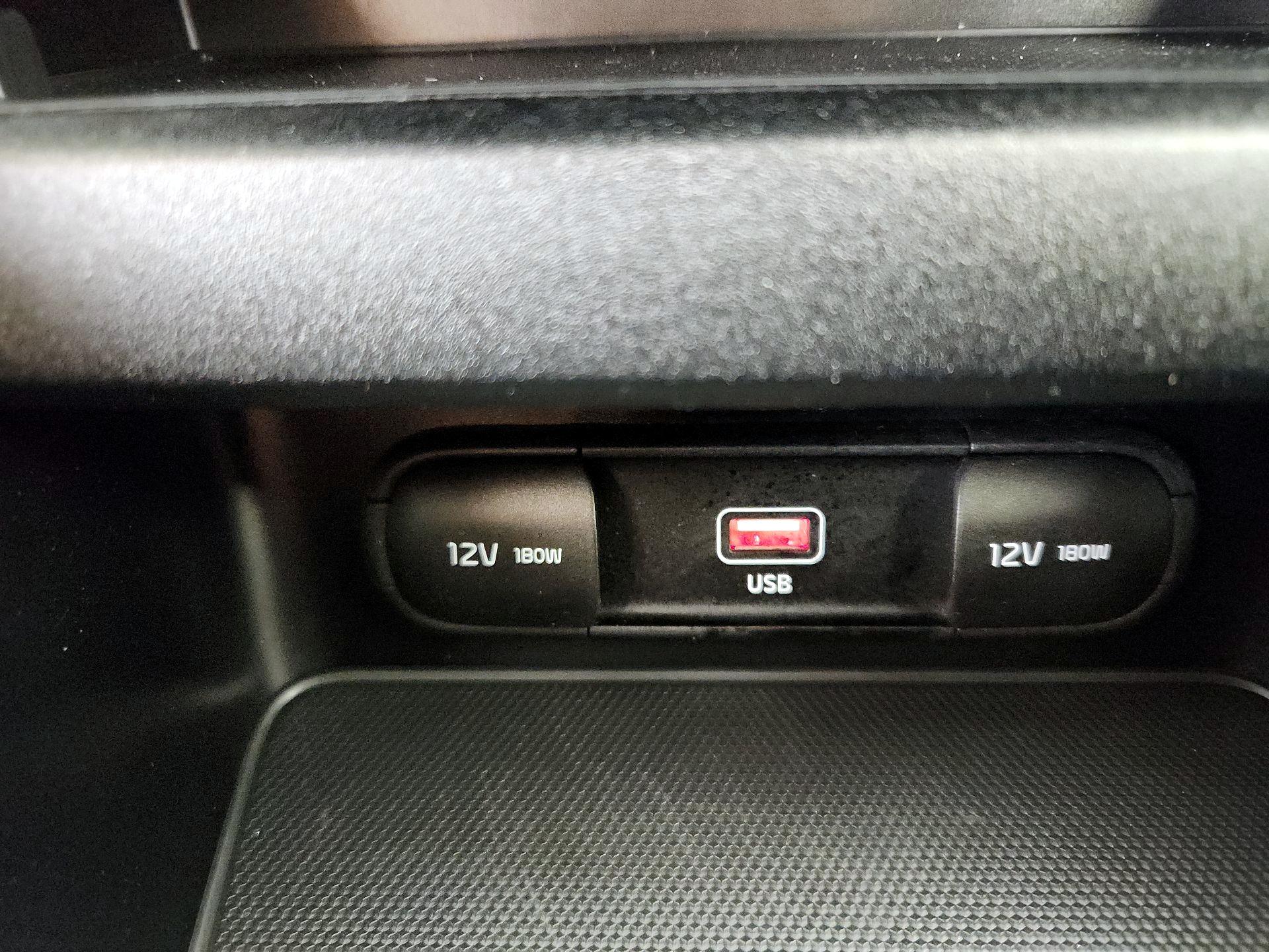 Thumbnail: 2023 Kia Forte - 18