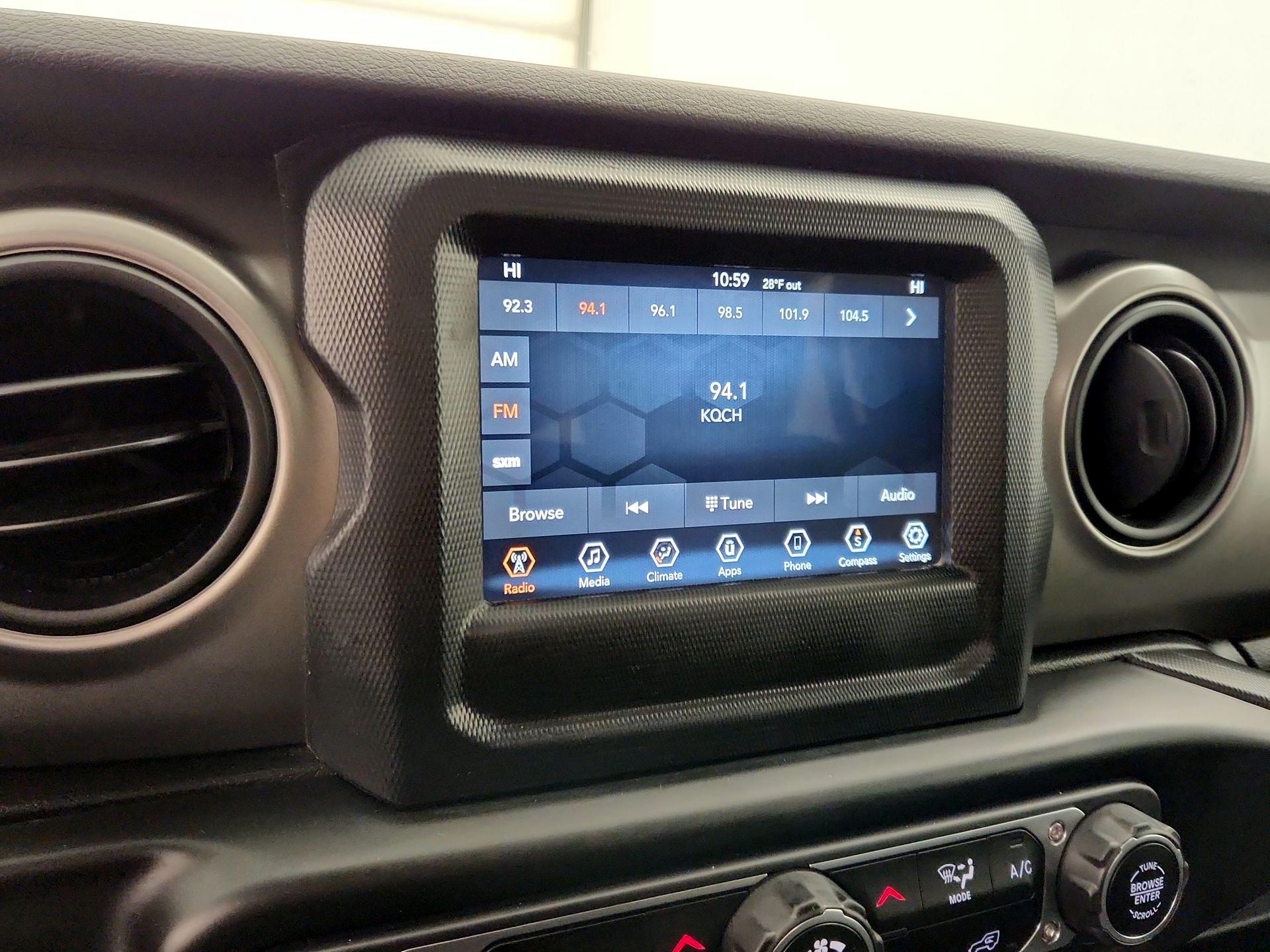 Thumbnail: 2020 Jeep Wrangler - 16