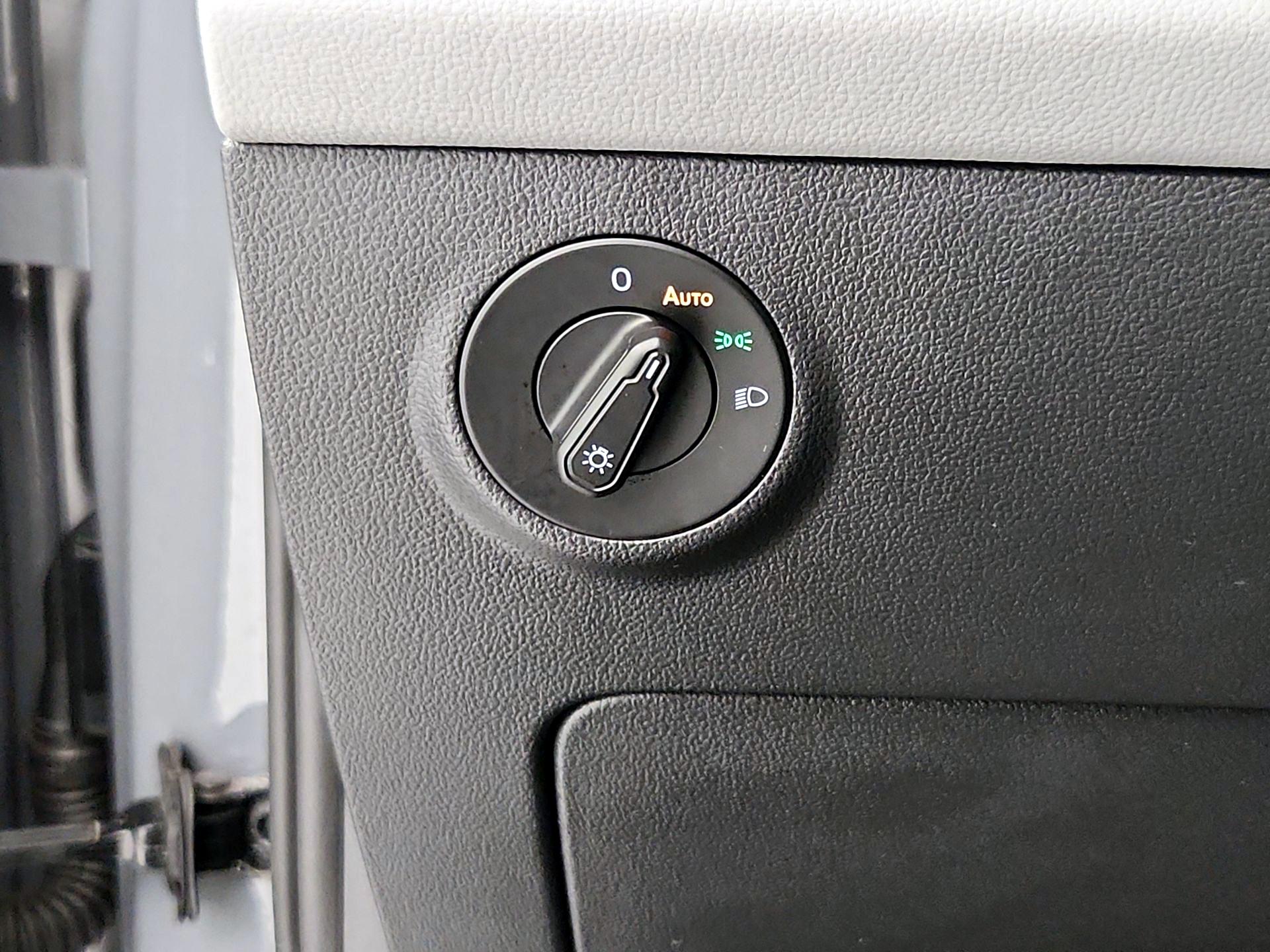 Thumbnail: 2023 Volkswagen Taos - 13