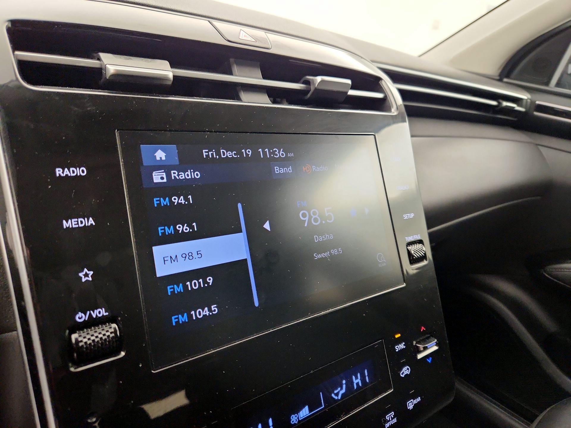 Thumbnail: 2022 Hyundai Tucson - 15